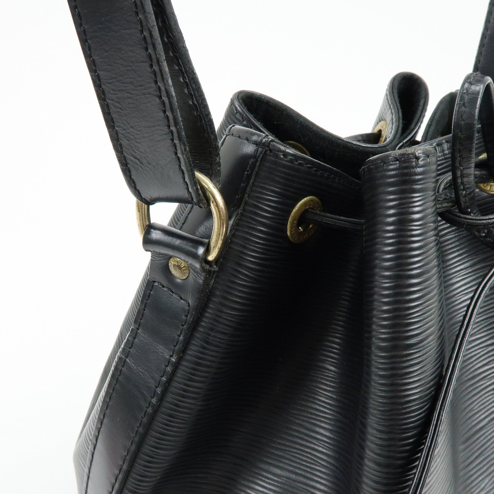 Louis Vuitton Epi Petit Noe Shoulder Bag Noir Black M59012