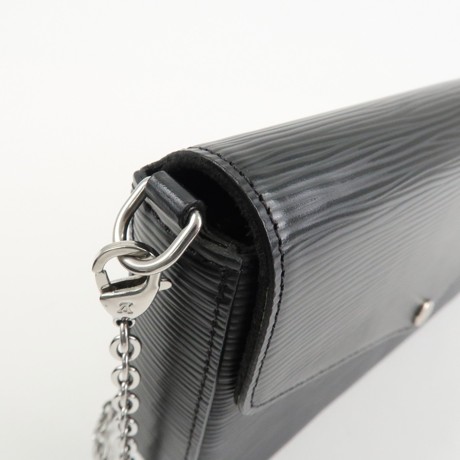 Louis Vuitton Epi Pochette Felicie Leather Hand Bag Black M62648 Used