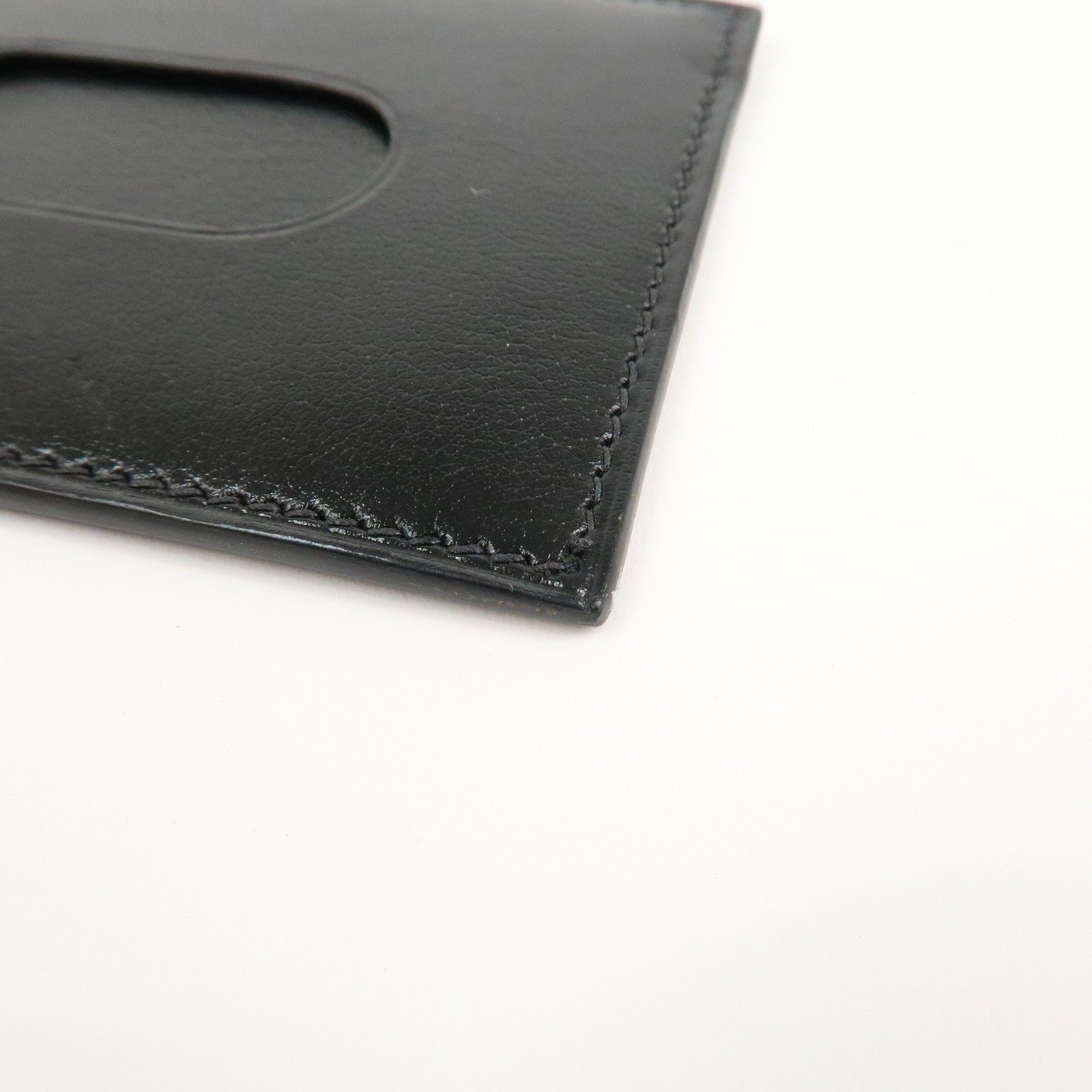 HERMES Evercalf Leather Chouchou Serie Button 笆｡I Stamped Pass Case