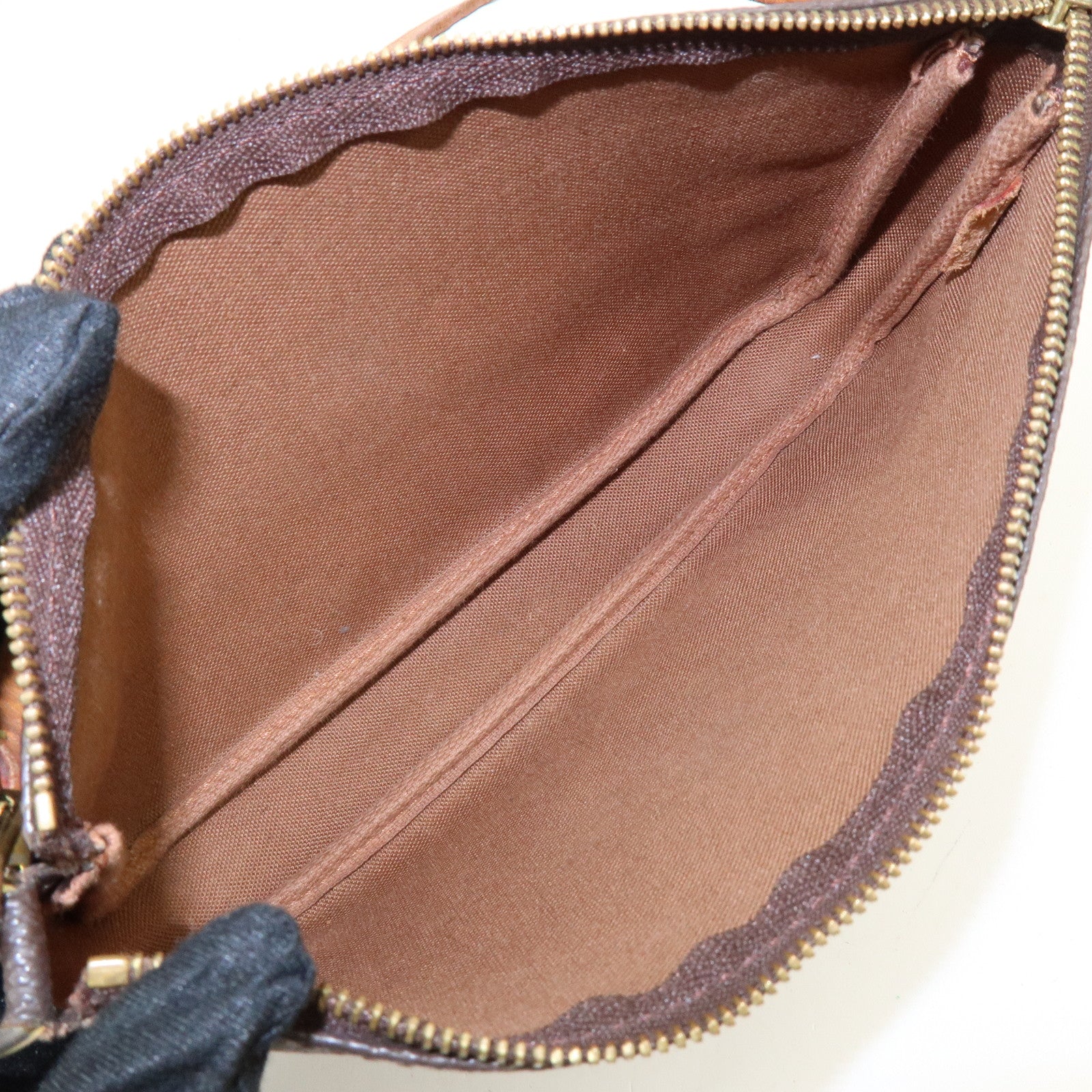 Louis Vuitton Monogram Graffiti Pochette Accessoires Pouch M92192