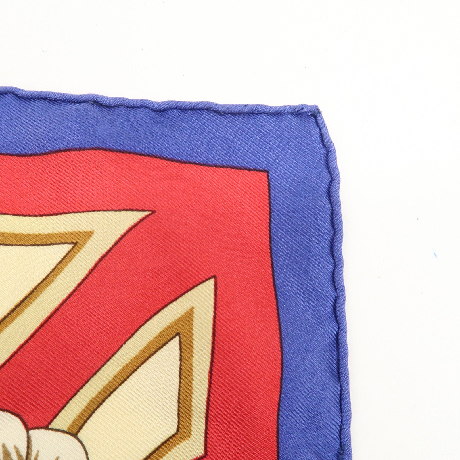 HERMES Carre 90 Silk 100% Lephyr Scarf Ivory Red Blue