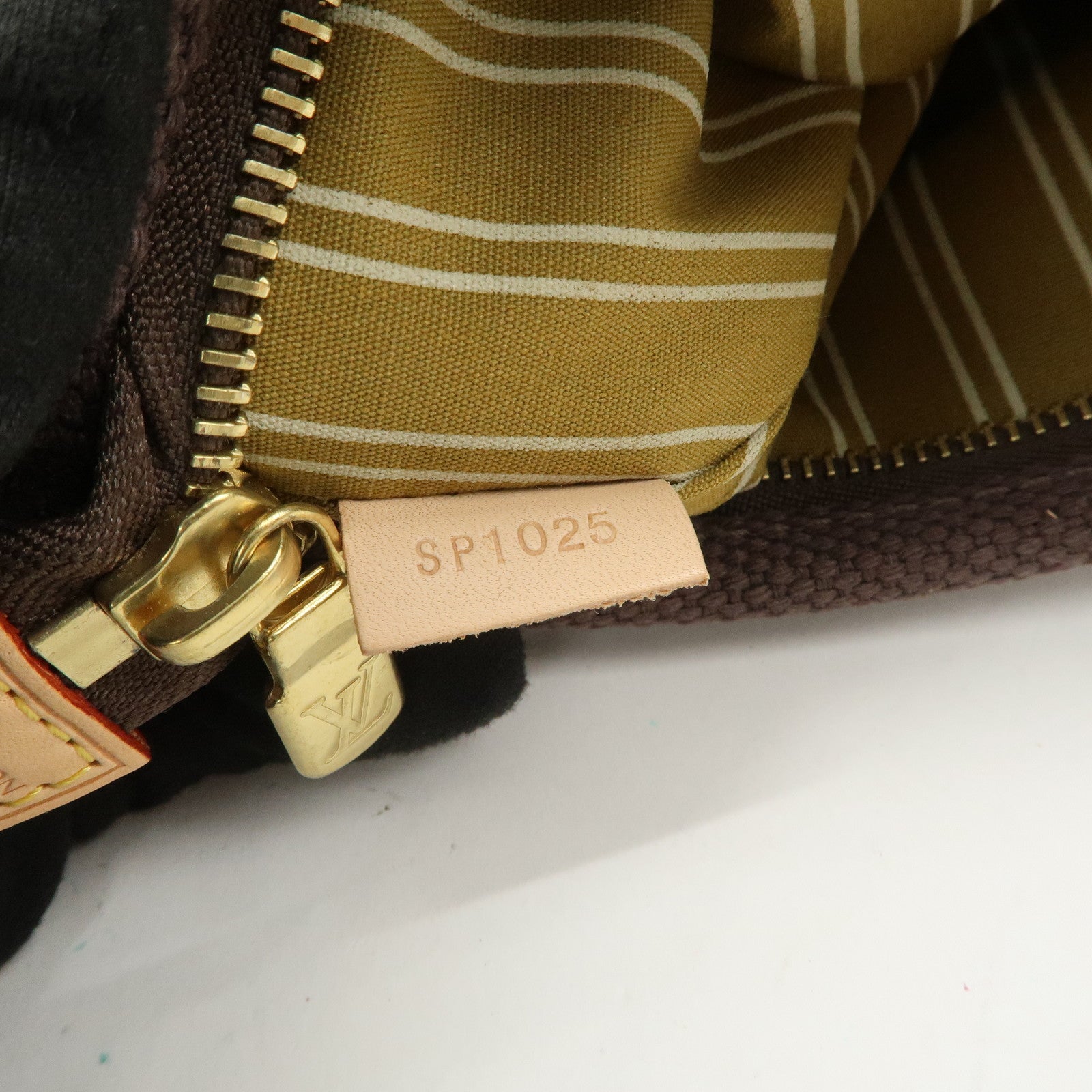 Louis Vuitton Set of 2 Antigua Pochette Plat PM Pouch M40068 M40069