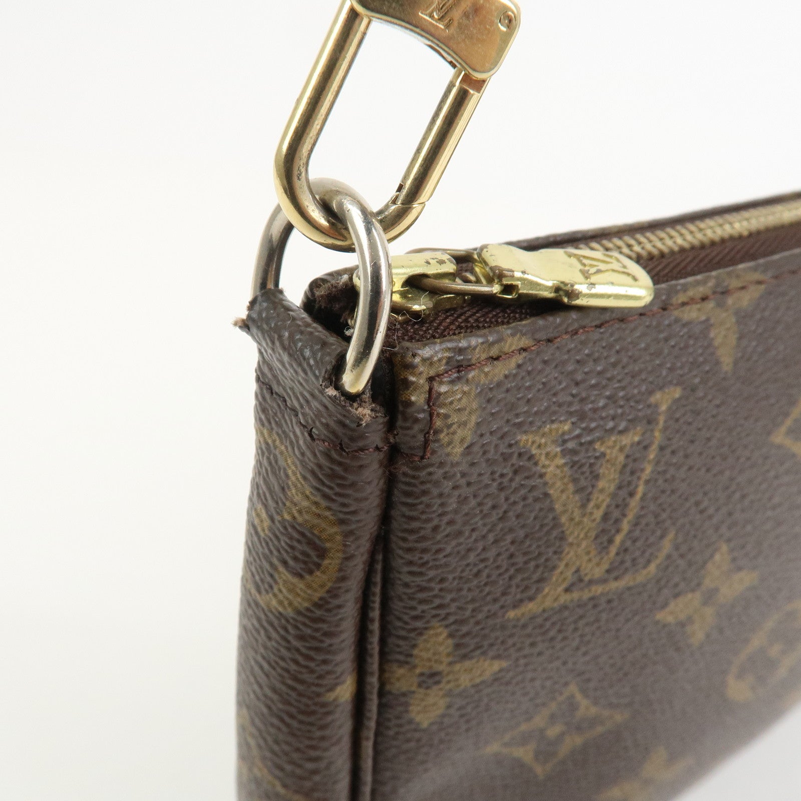 Louis Vuitton Monogram Panda Pochette Accessoires Pouch M51981