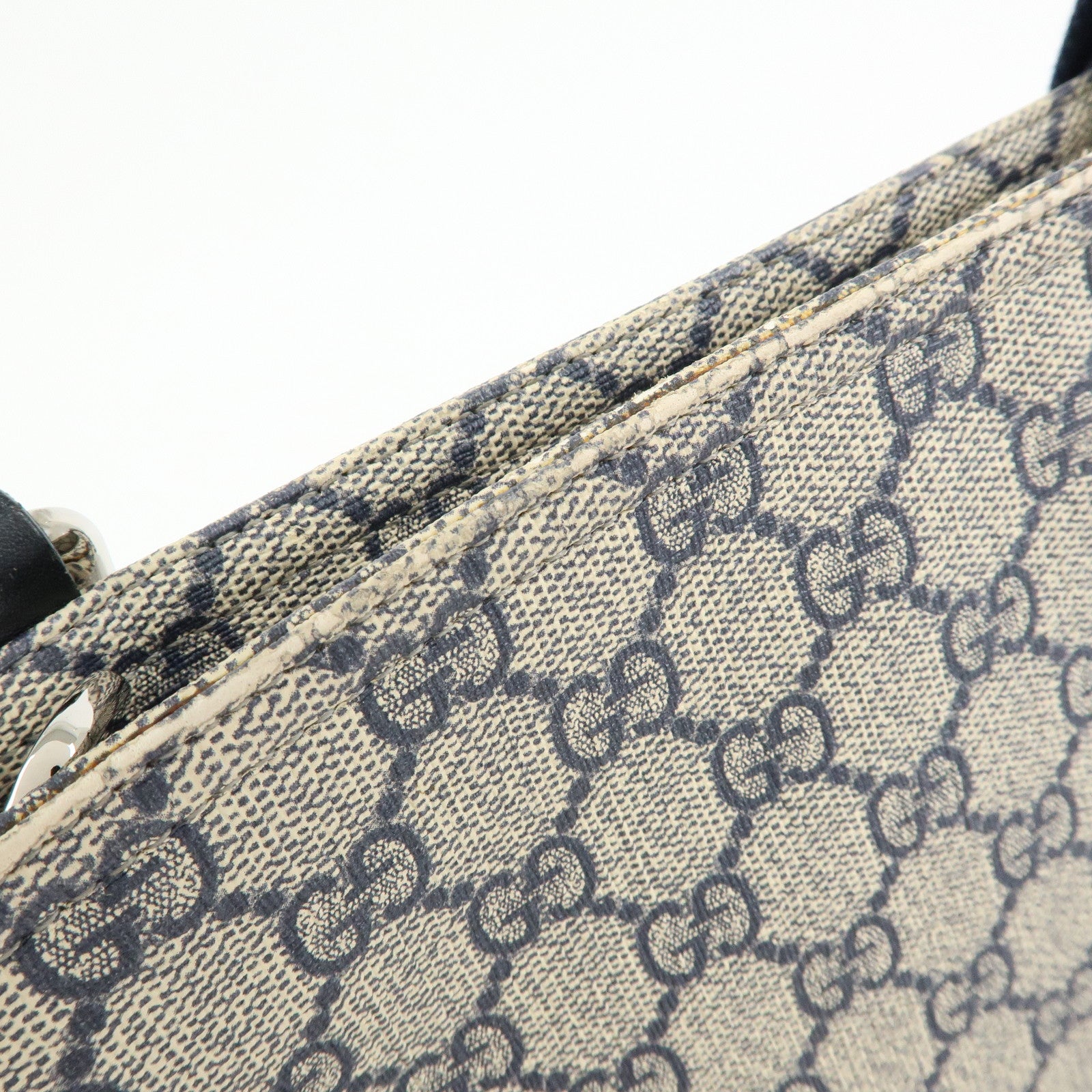 GUCCI GG Supreme Leather Shoulder Bag Crossbody Bag Beige 201538