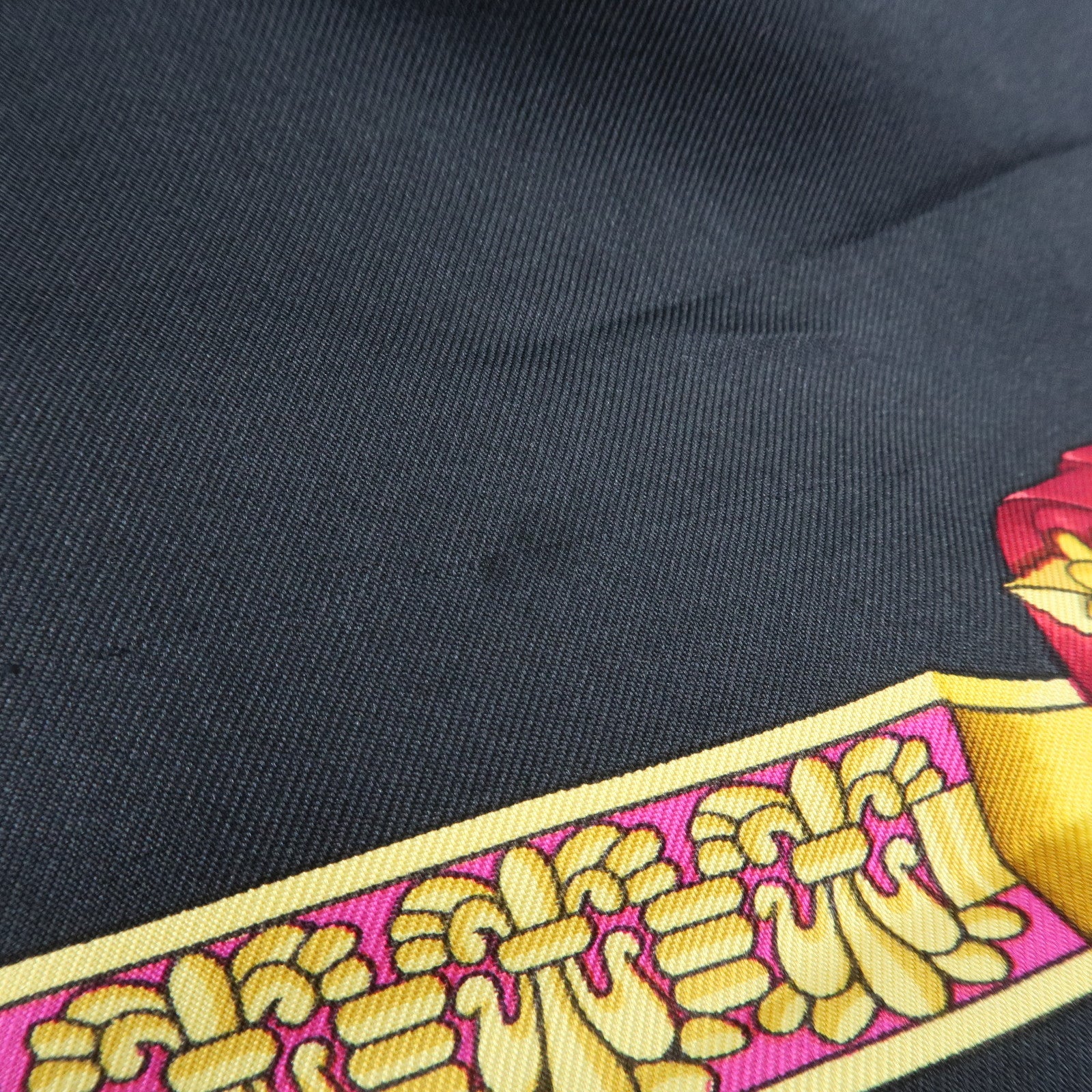 HERMES Carre90 Silk 100% Scarf Black Yellow Used