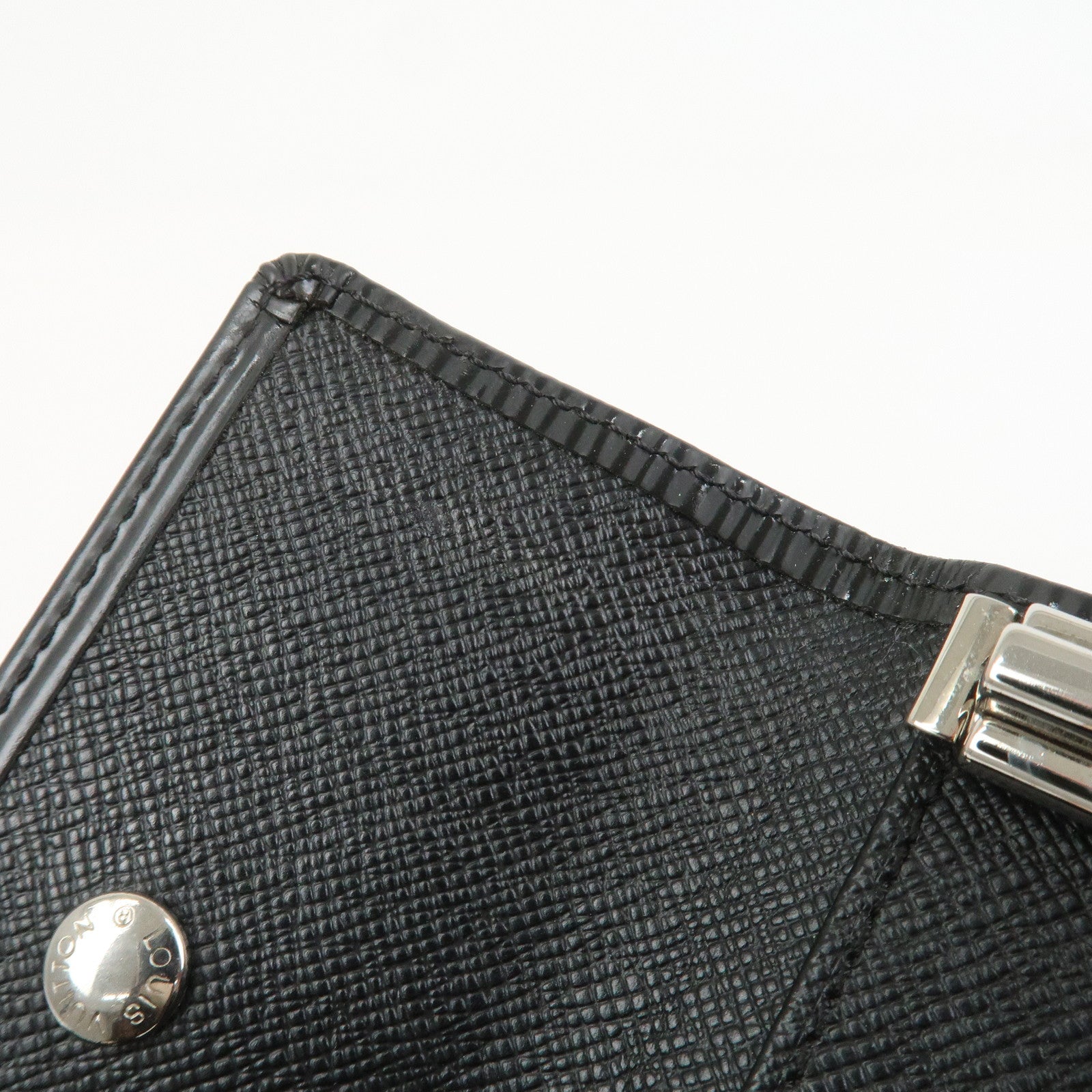 Louis Vuitton Epi Multicles 6 Key Case Key Holder Noir M63812