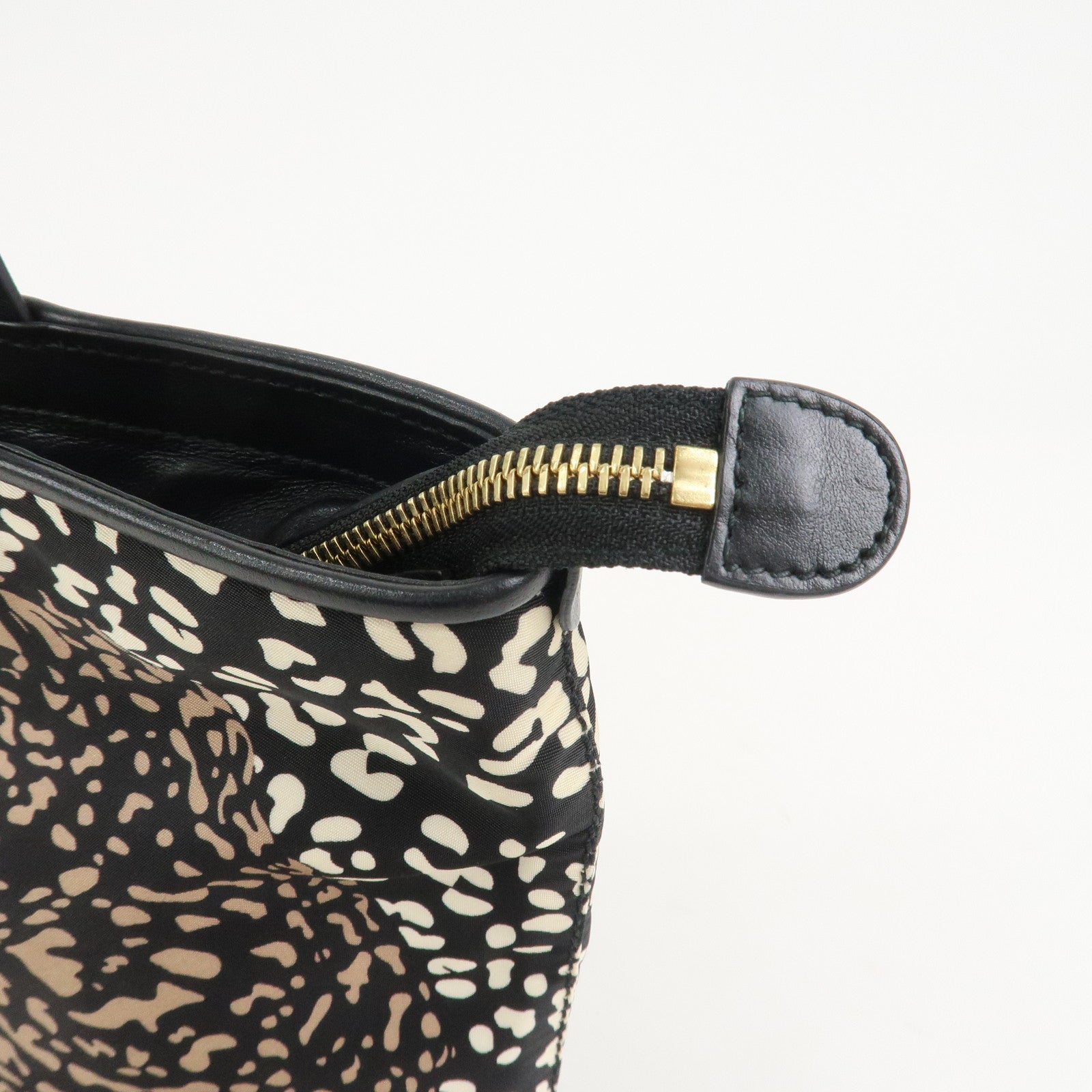 Ferragamo Gancini Nylon Leather Tote Bag Hand Bag Leopard Black