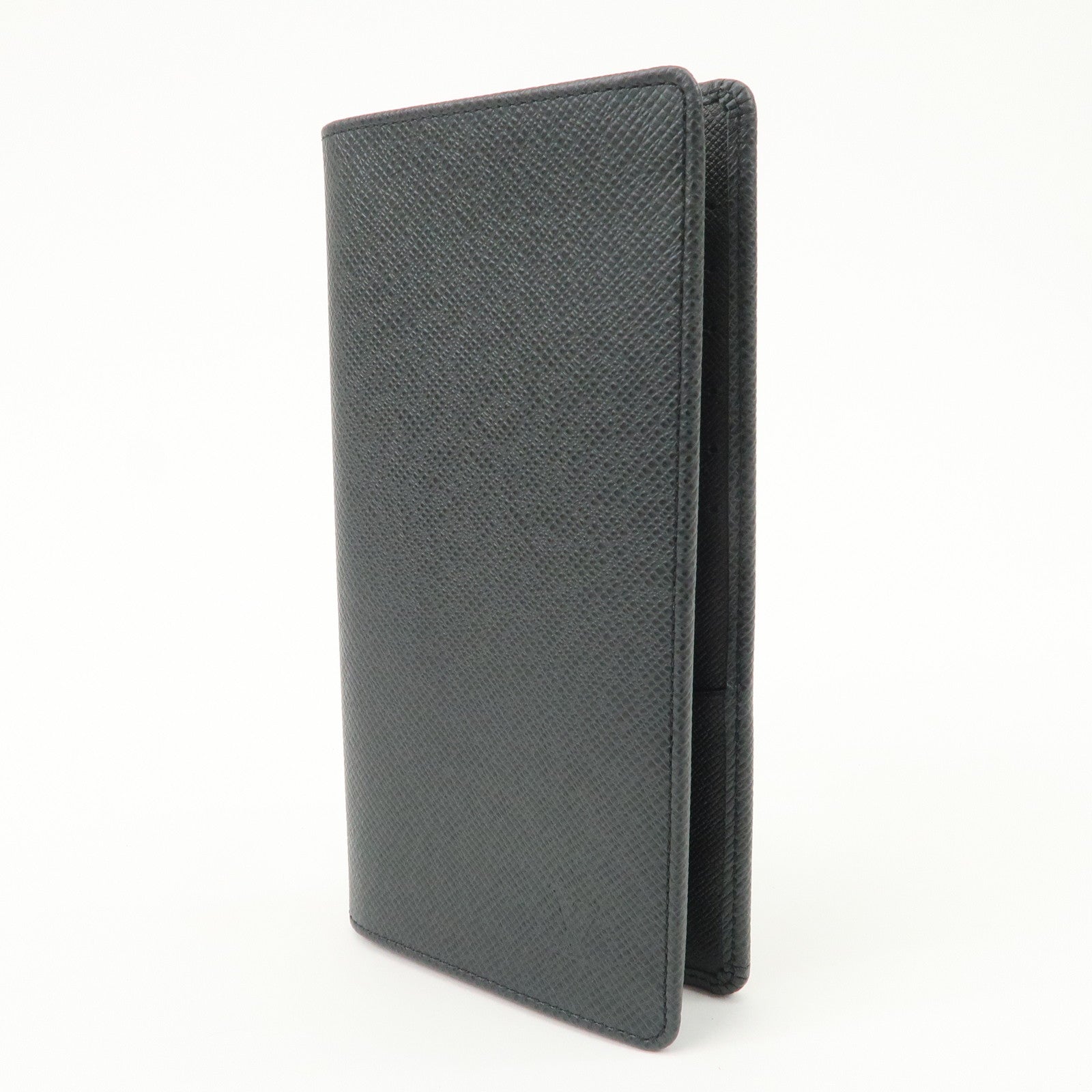 Louis Vuitton Taiga Leather Portefeuille Brazza Wallet Noir M30501