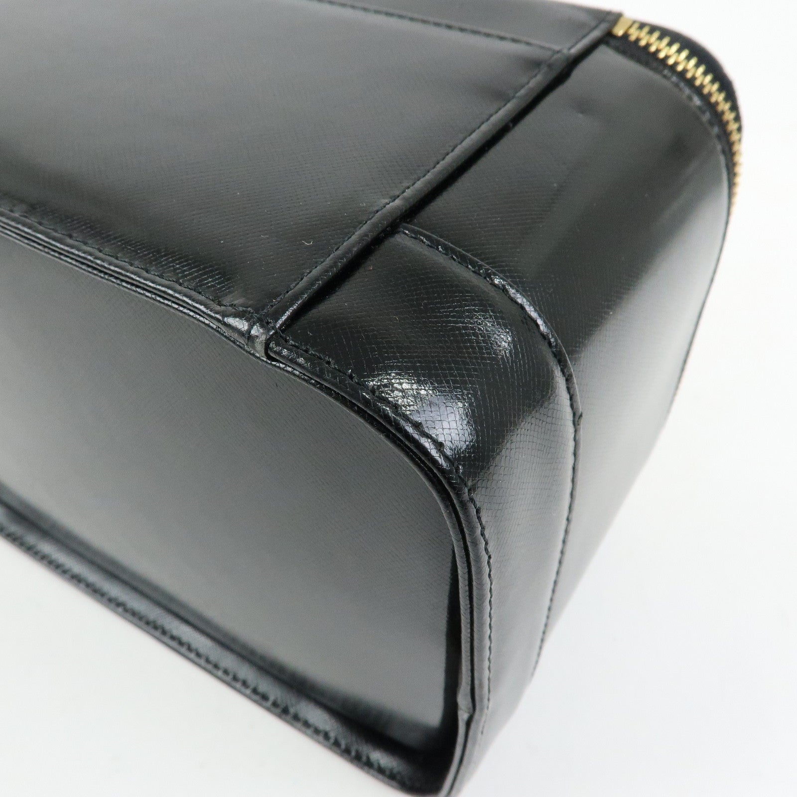 GIANNI VERSACE Leather Hand Bag Vanity Case Gold Charm Black
