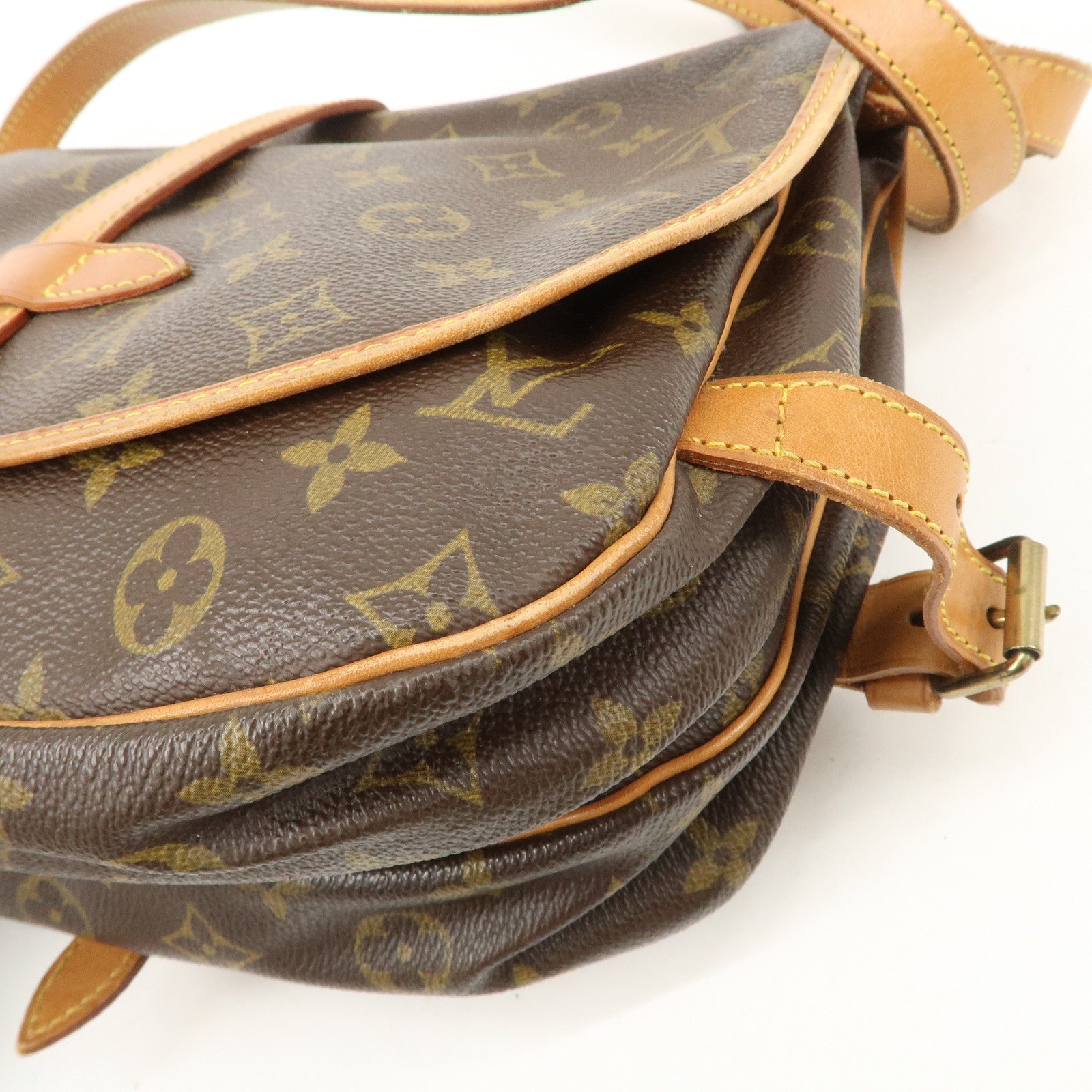Louis Vuitton Monogram Saumur 30 Crossbody Bag Brown M42256 Used
