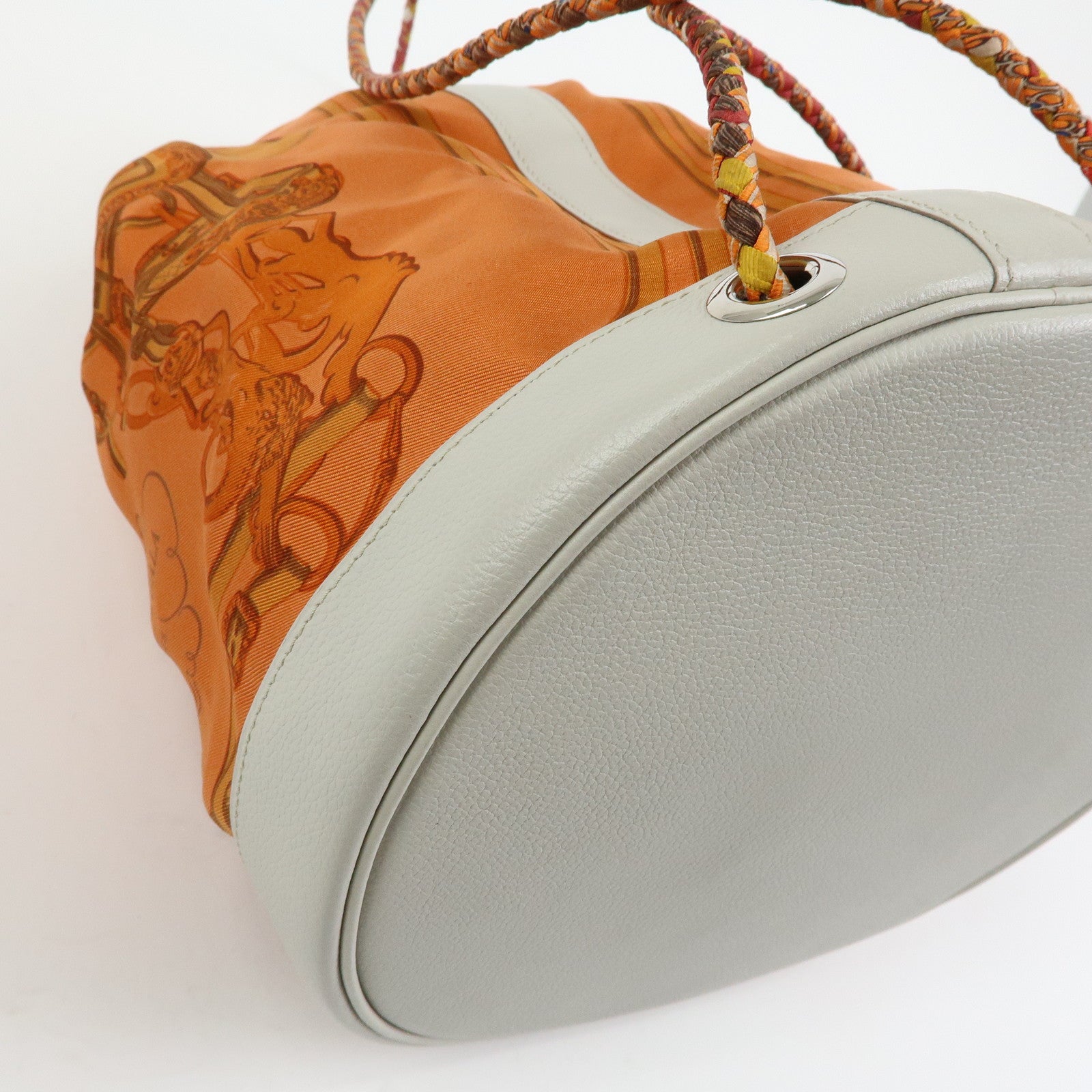 HERMES Silk Taurillon Sac SoieCool22 Shoulder Bag □O Stamped Orange