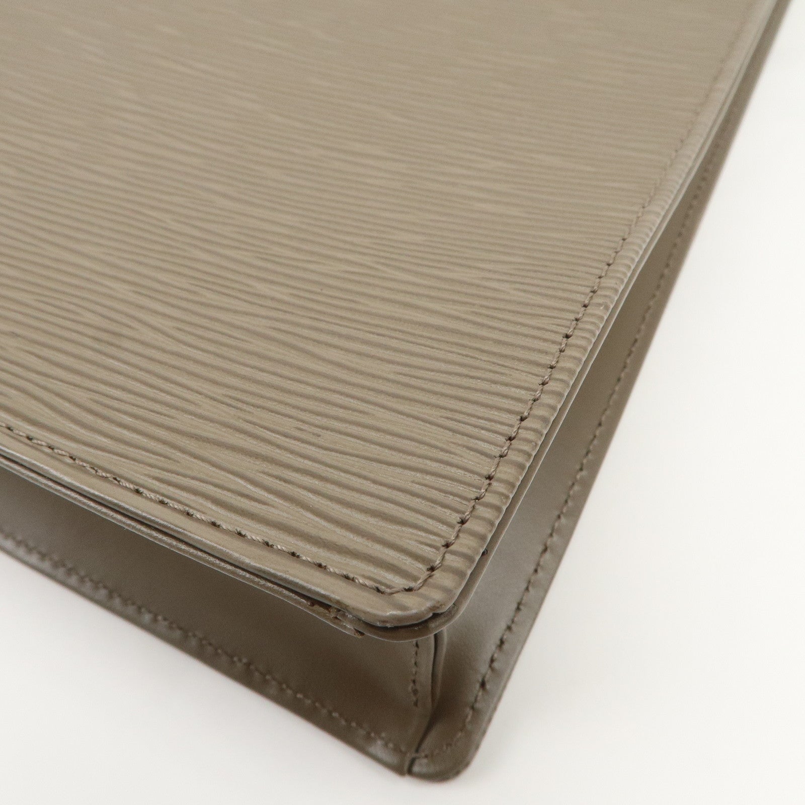 Louis Vuitton Epi Leather Ramatuelle Shoulder Bag Pepper M5247C