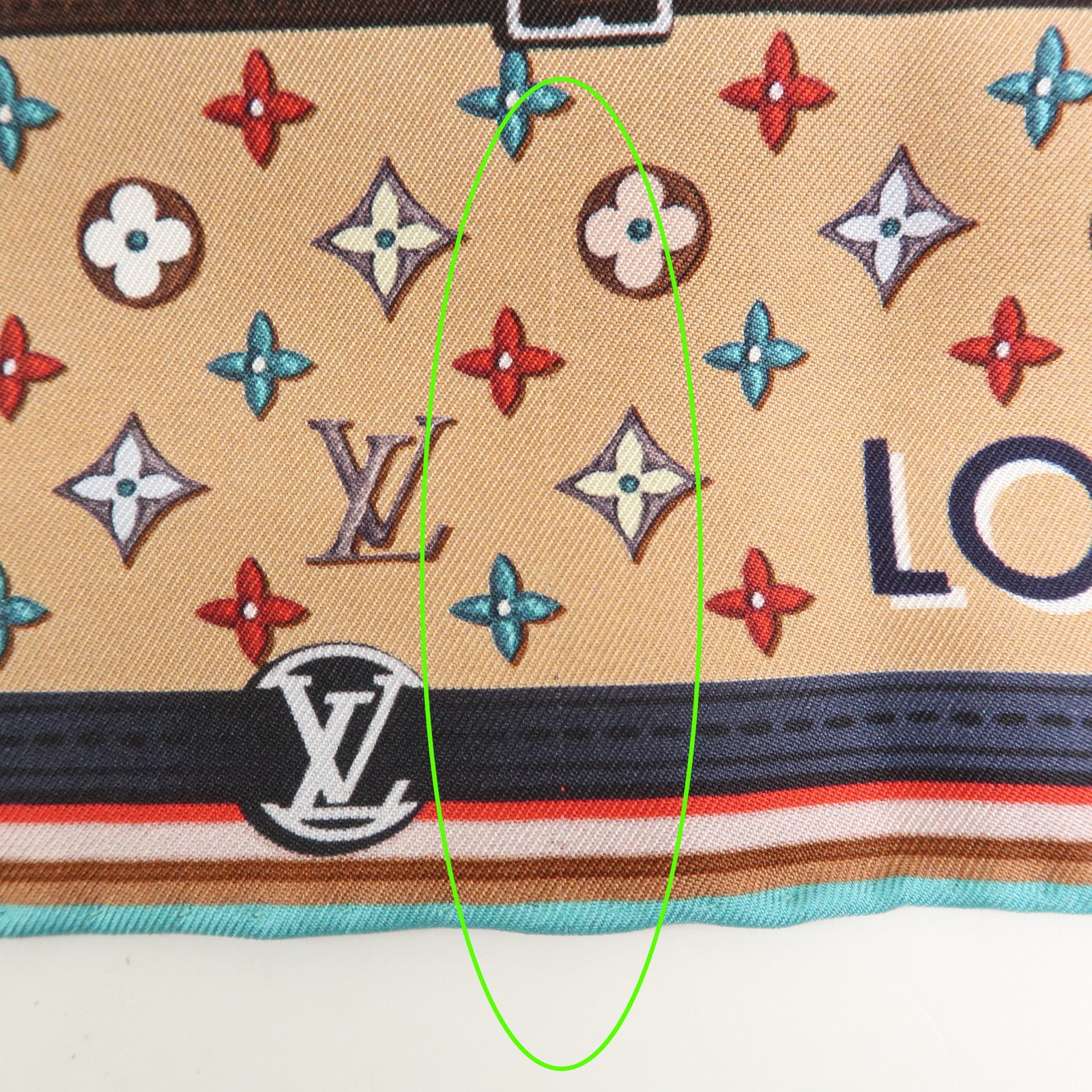 Louis Vuitton Monogram Carre 70 Silk 100% Belt Print Scarf MM77341