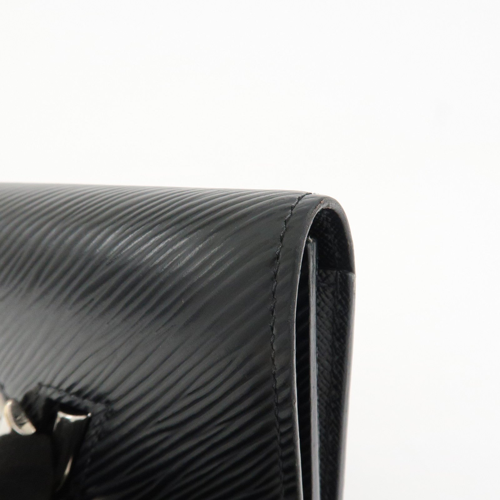 Louis Vuitton Epi Portefeuille Twist Compact XS Wallet Black M63322