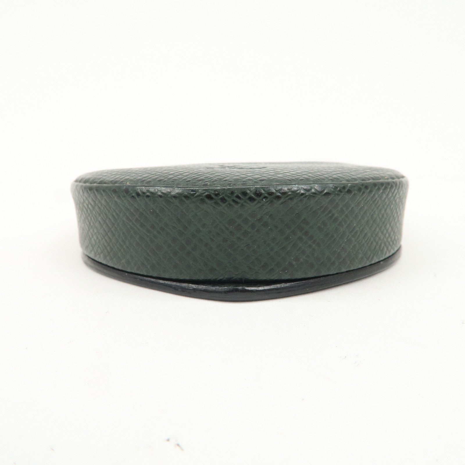 Louis Vuitton Taiga Porte Monnaie Cuvette Coin Case Epicea M30374