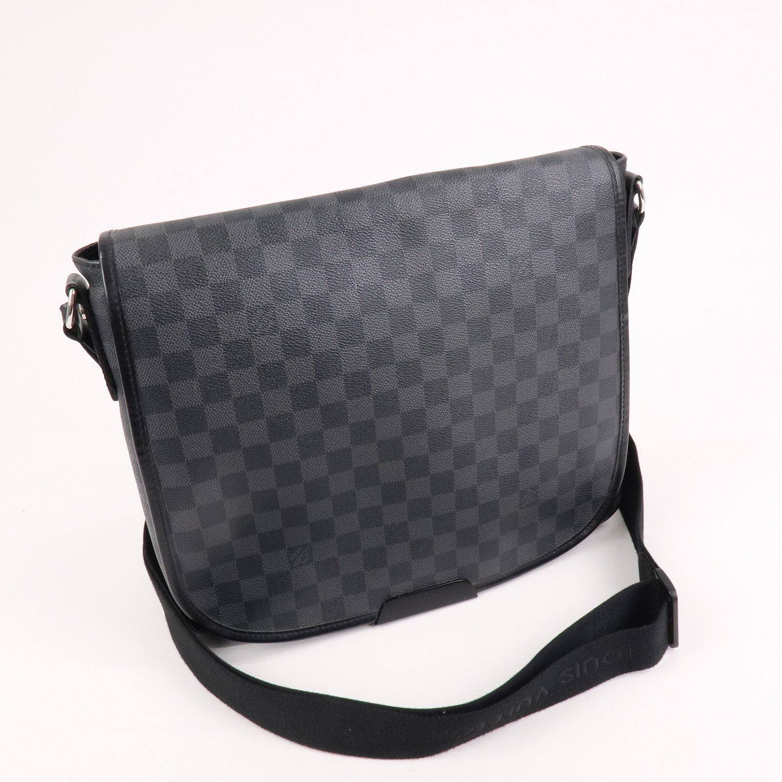 Louis Vuitton Damier Graphite Daniel MM Shoulder Bag N58029