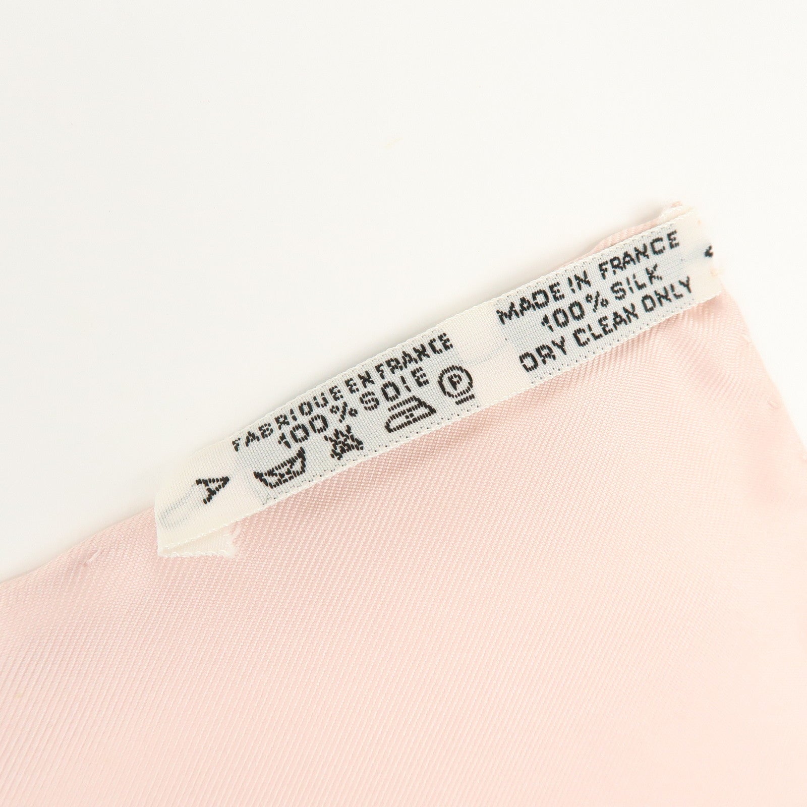 HERMES Carre 90 Silk 100% Scarf LA PROMENADE DE LONGCHAMPS Pink