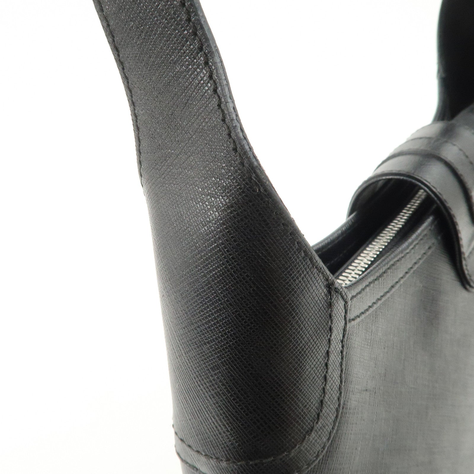 Ferragamo Gancini Leather Shoulder Bag Black