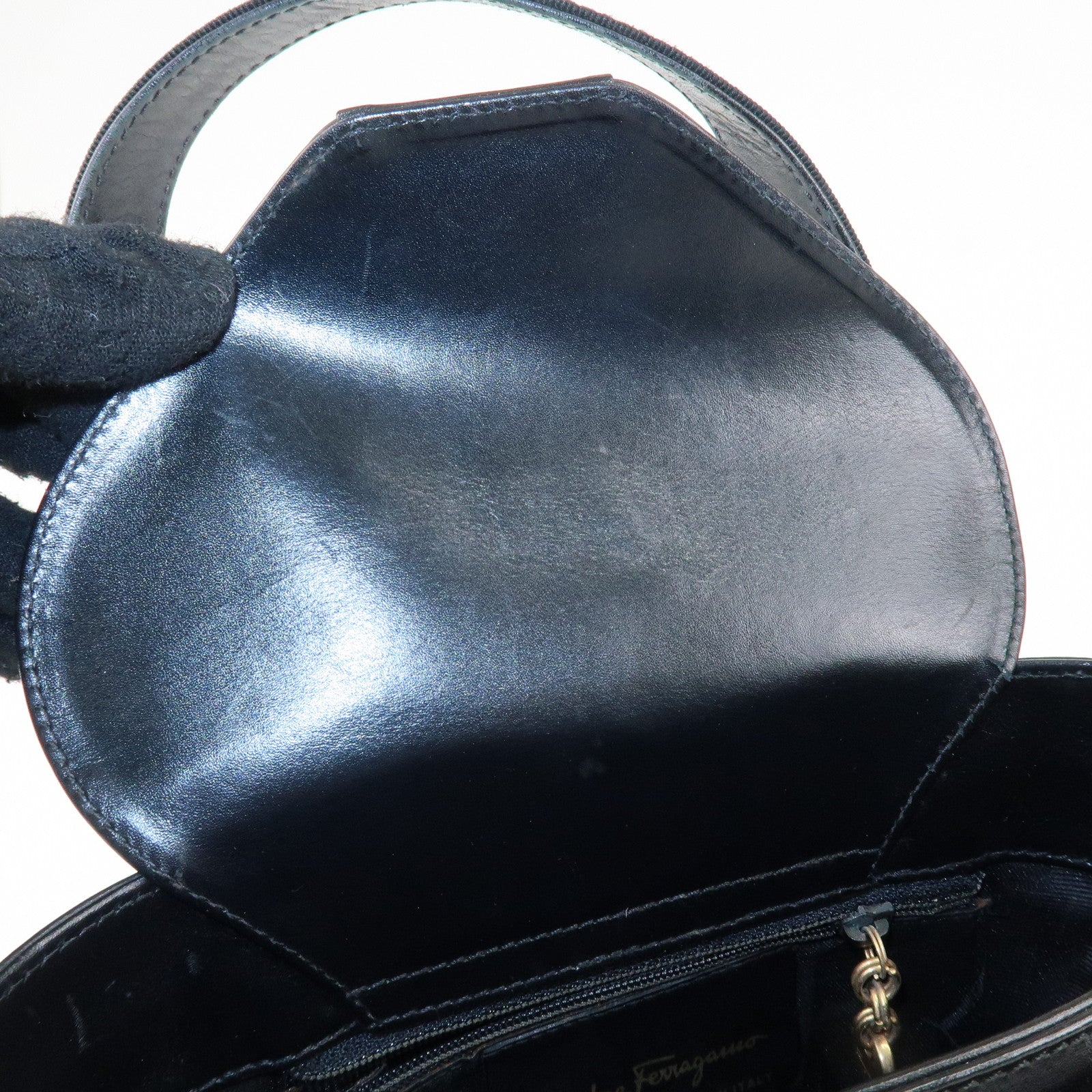 Ferragamo Vara Ribbon Leather Hand Bag Gold HDW Black Used