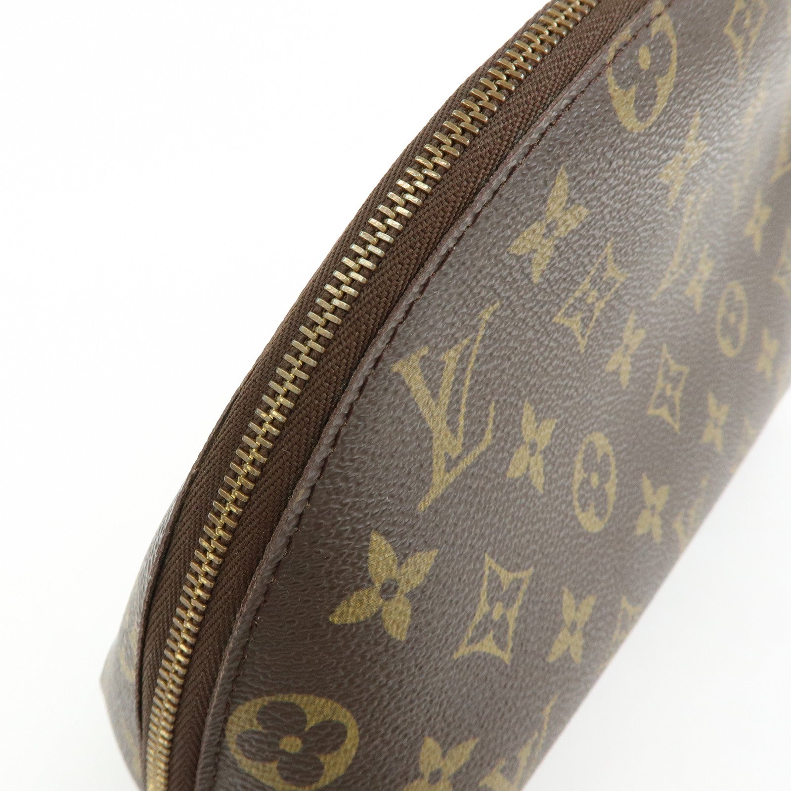 Louis Vuitton Monogram Trousse Demi Ronde Cosmetic Pouch M47520