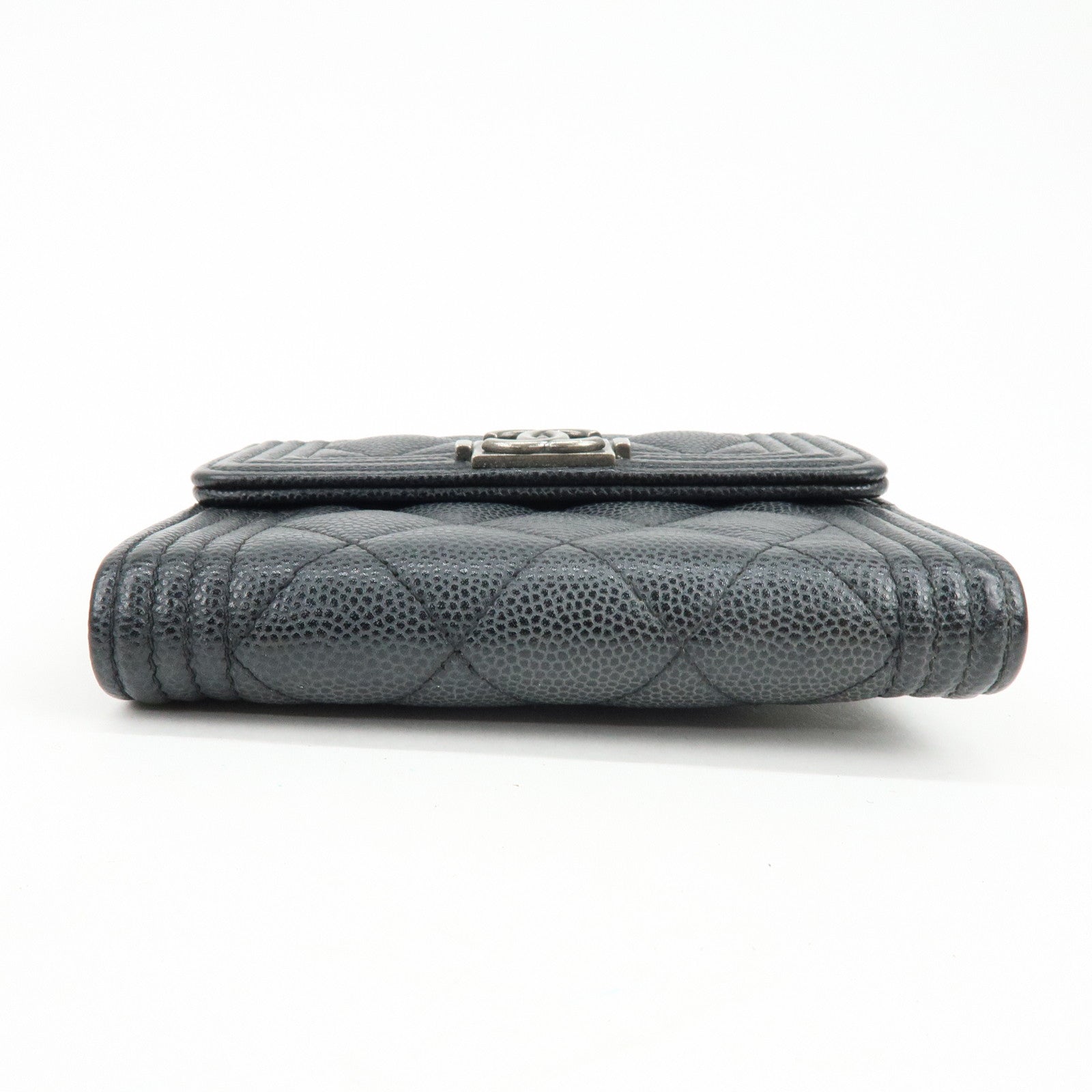 CHANEL Boy CHANEL Cavairskin Flap Compact Wallet Black A80734