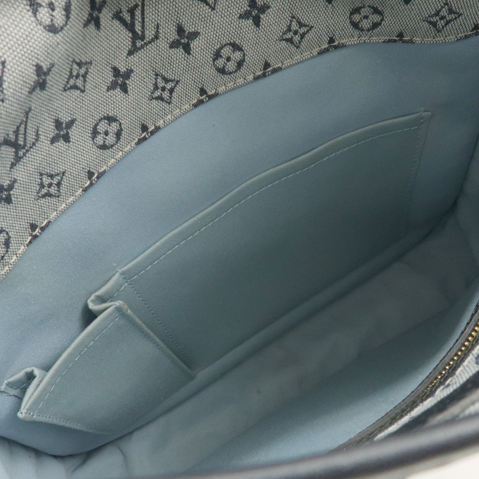 Louis Vuitton Monogram Mini Buzas Marie Kate Shoulder Bag M92320