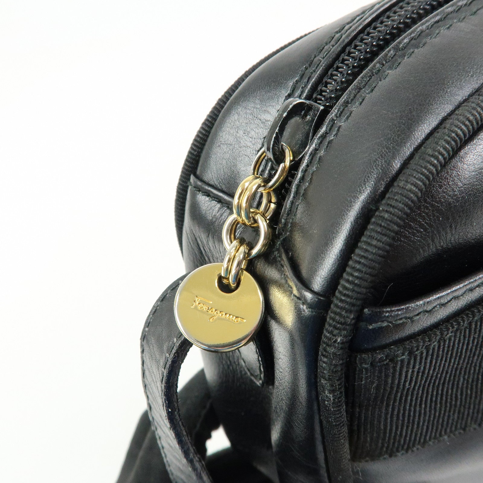 Ferragamo Vara Leather Shoulder Bag Crossbody Bag Black