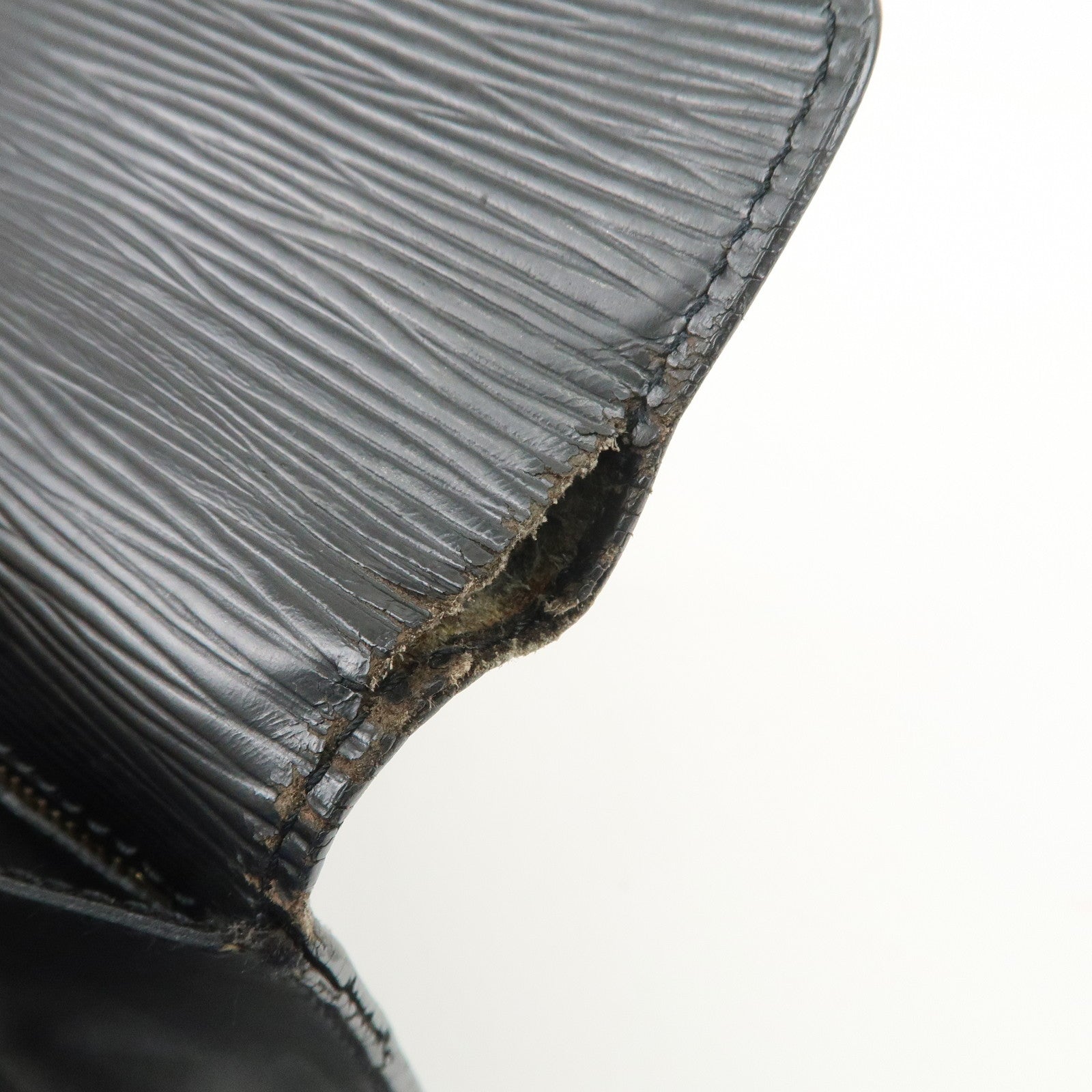 Louis Vuitton Epi Sellier Dragonne Clutch Bag Noir Black M52612