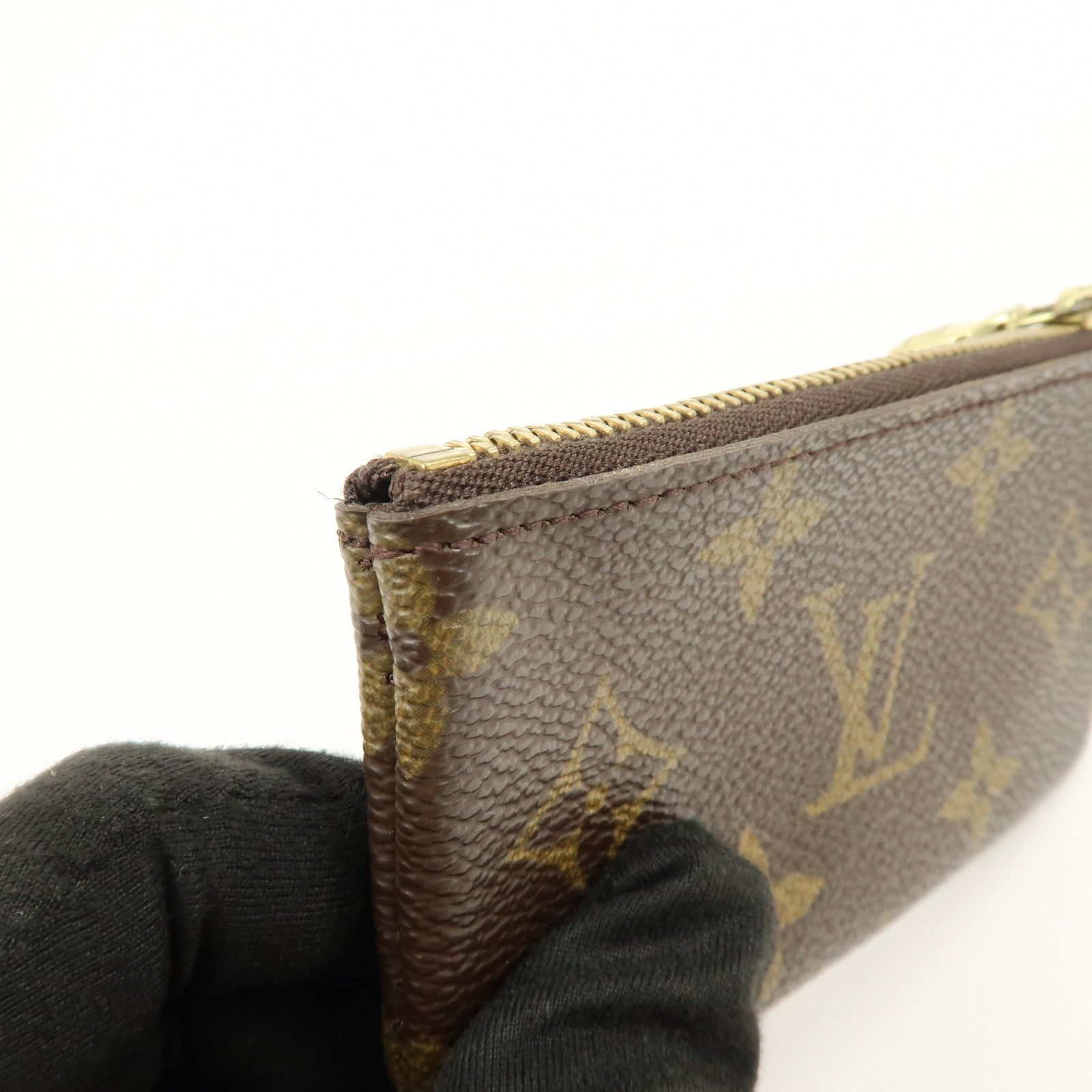 Louis Vuitton Monogram Pochette Cles Coin Case Key Case M62650