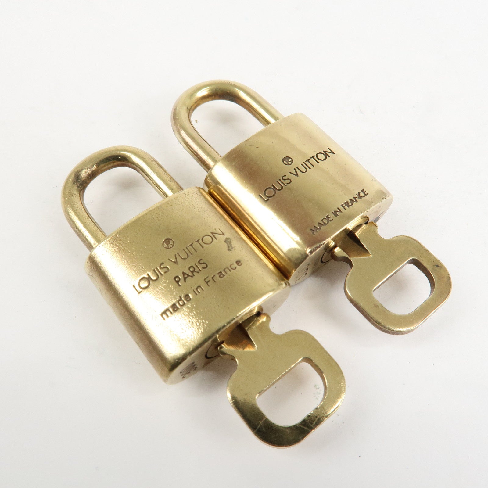 Louis Vuitton Set of 10 Lock & Key Cadena Key Lock Metal Gold Used