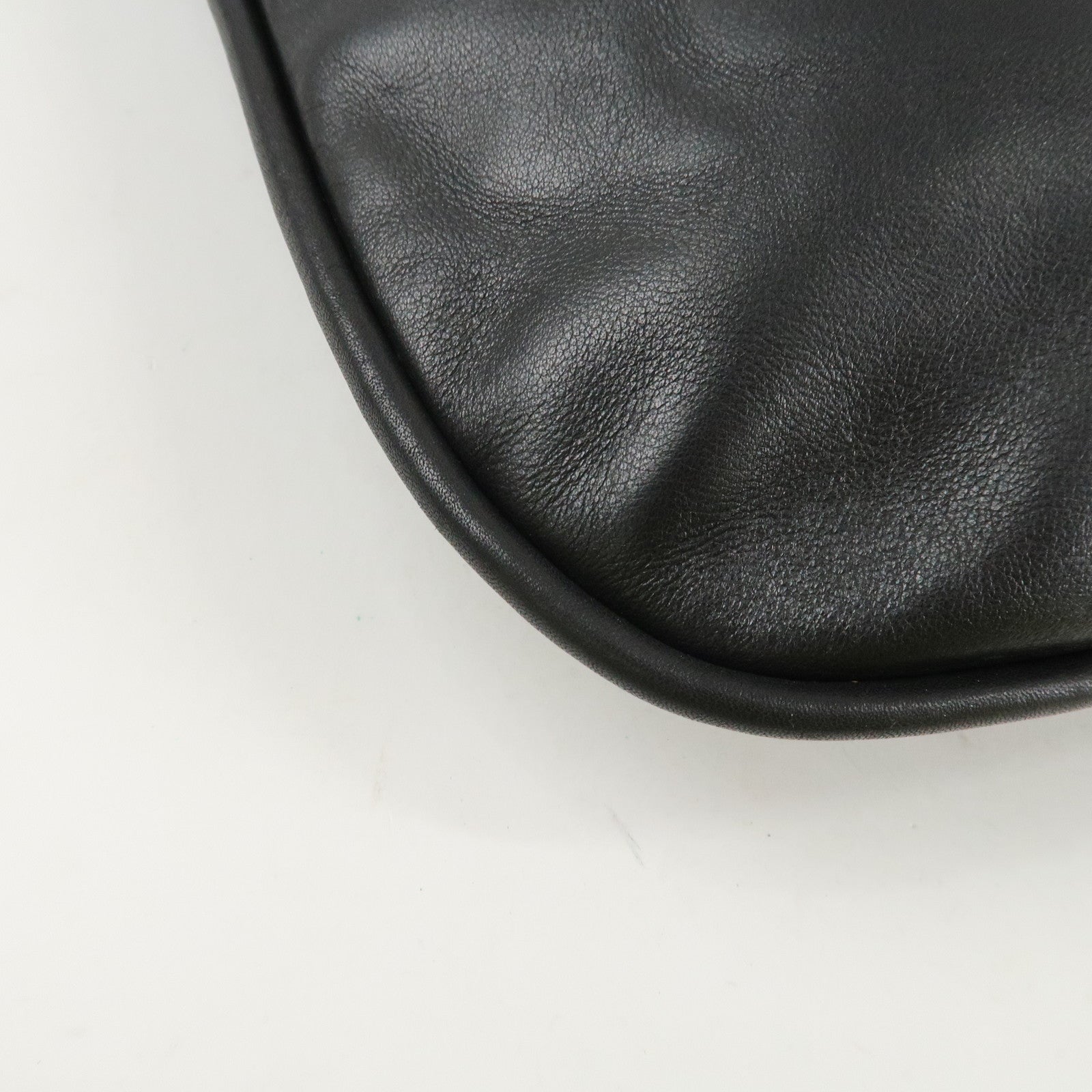 GUCCI Drawstring Leather Shoulder Bag Hand Bag Black 001.4033 Used