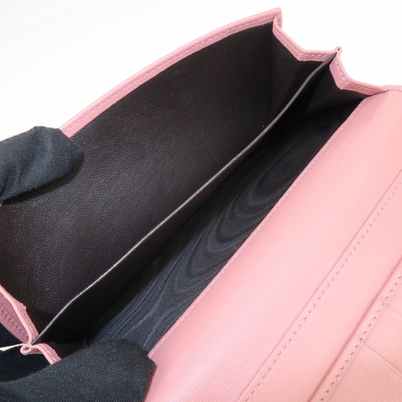 GUCCI Guccissima Leather Heart W Hook Bi-fold Wallet Pink 203550