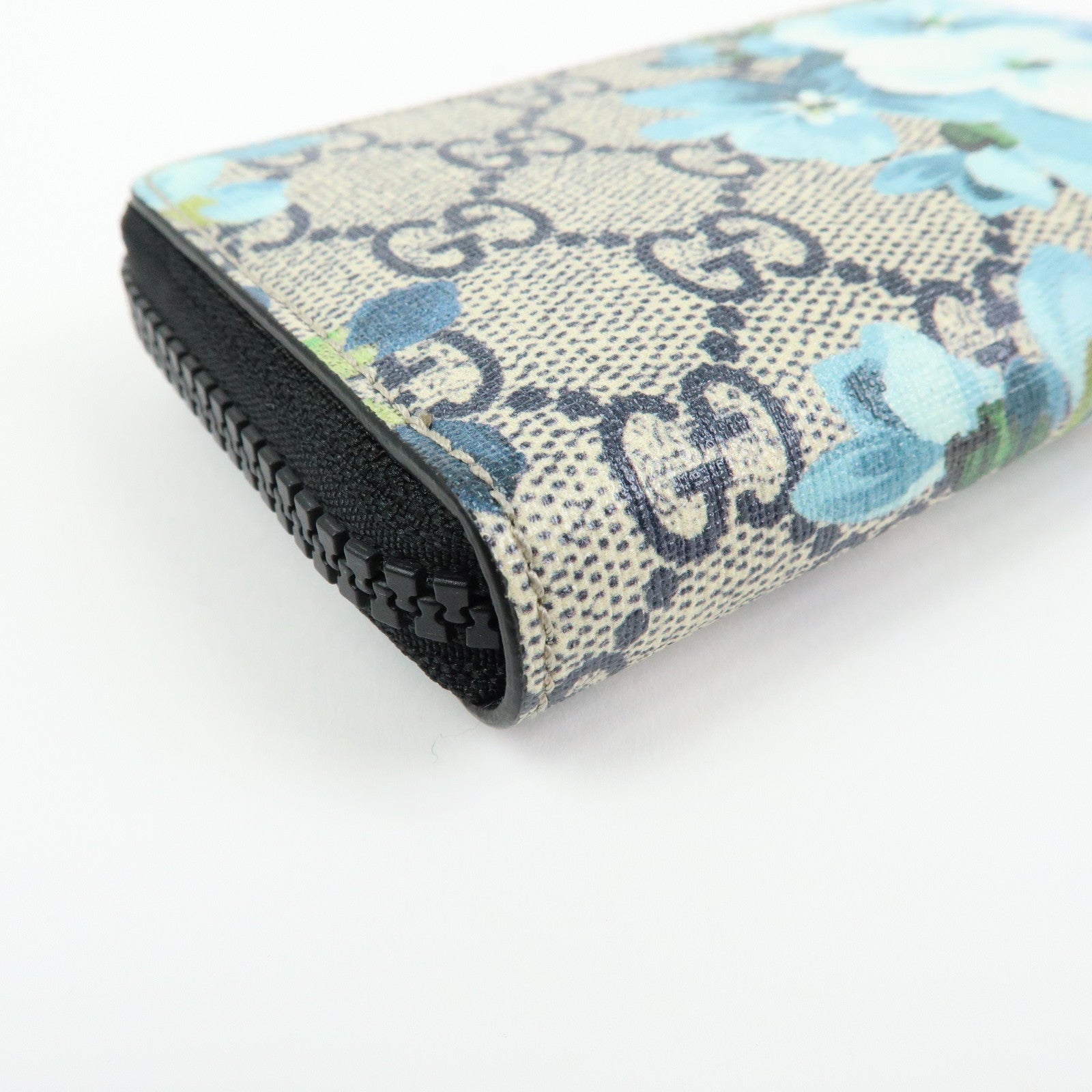 GUCCI GG Blooms GG Supreme Leather Card Case Beige Navy 410220