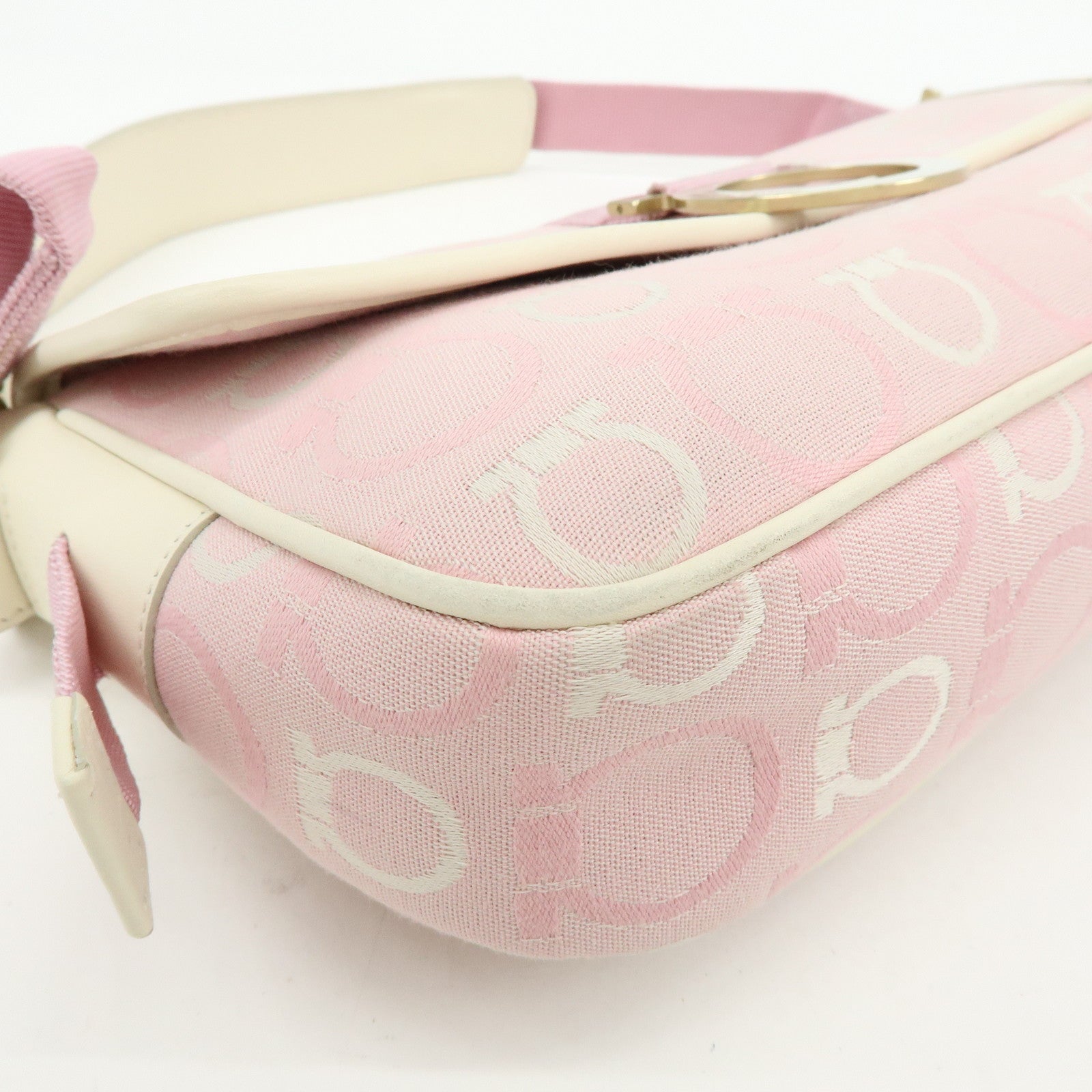 Ferragamo Gancini Canvas Leather Shoulder Bag Light Pink White