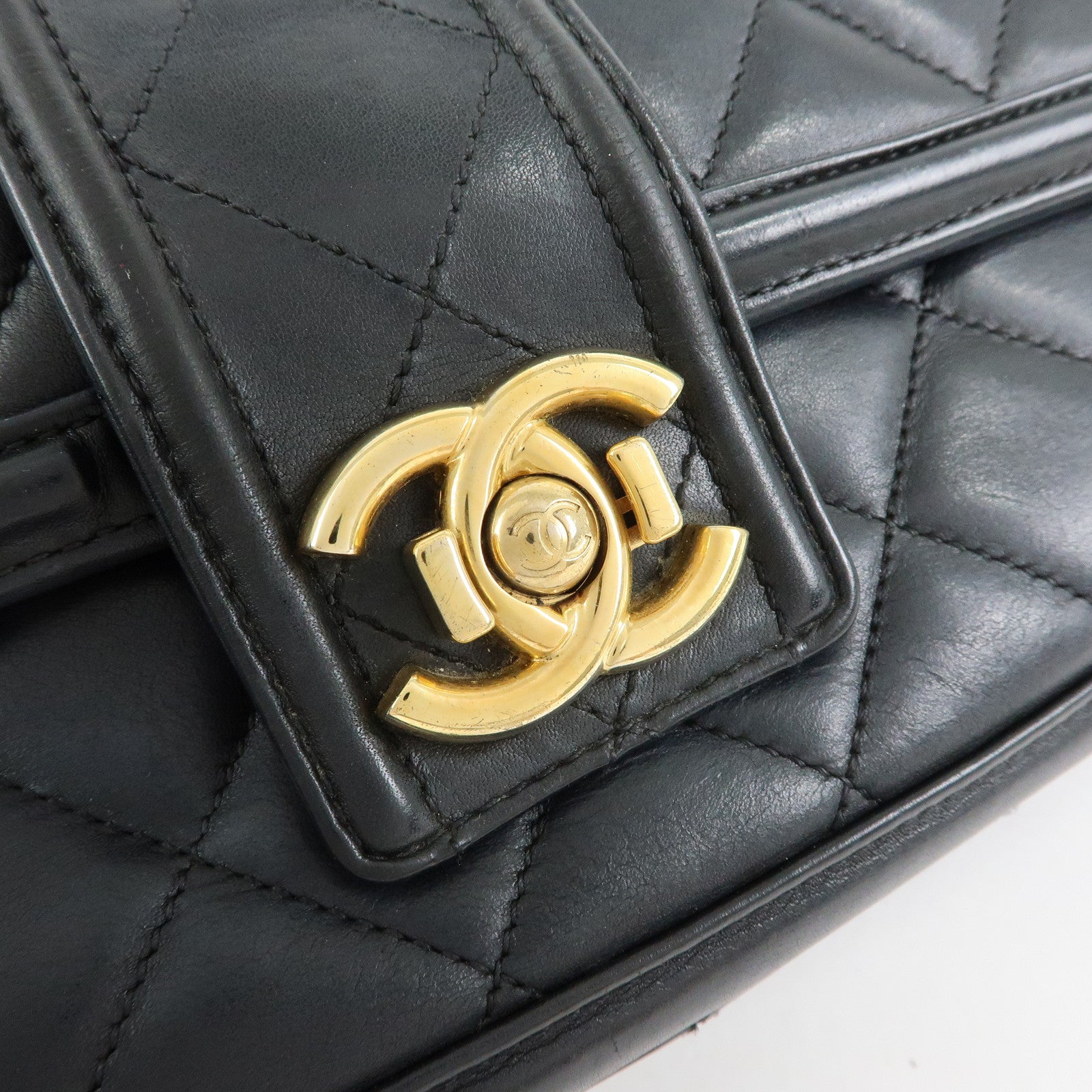 CHANEL Matelasse Lamb Skin Double Chain Single Flap Shoulder Bag