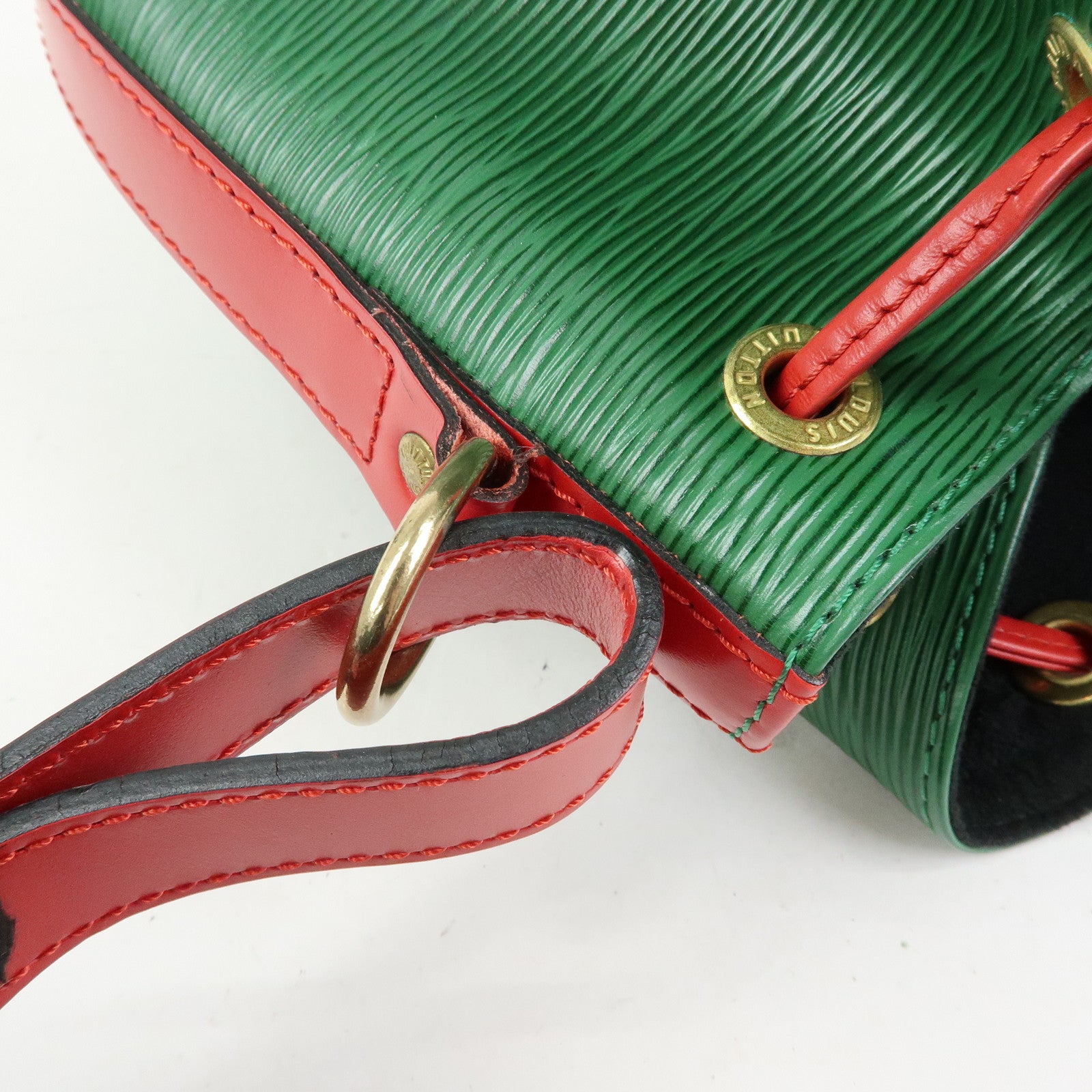 Louis Vuitton Epi Petit Noe Bicolor Shoulder Bag Green Red M44147