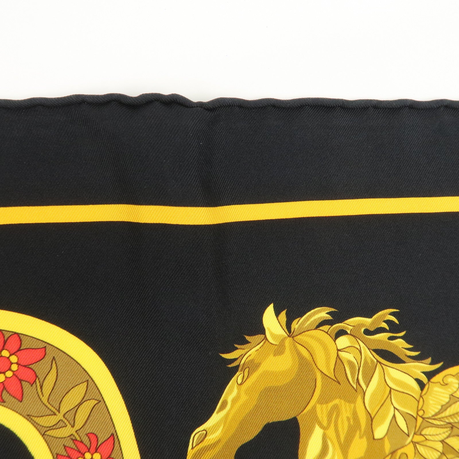 HERMES Carre 90 Silk 100% IN SALZBURG Scarf Black Gold