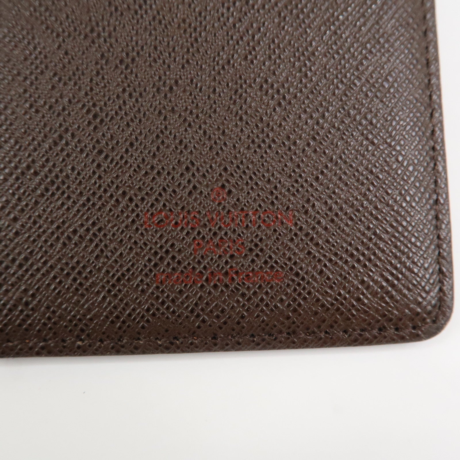 Louis Vuitton Damier Canvas Portefeuille Brazza Wallet N60017