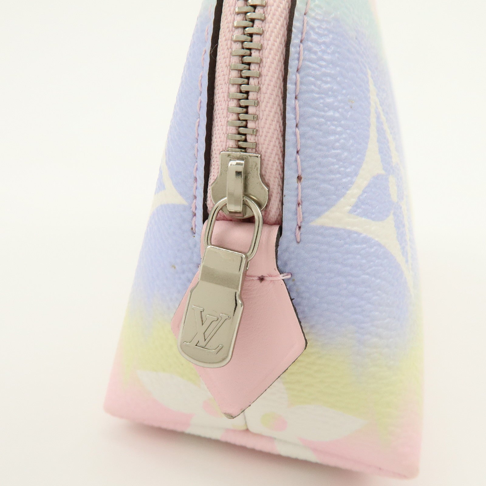 Louis Vuitton Monogram Giant Escal Pochette Cosmetic Pouch M69139
