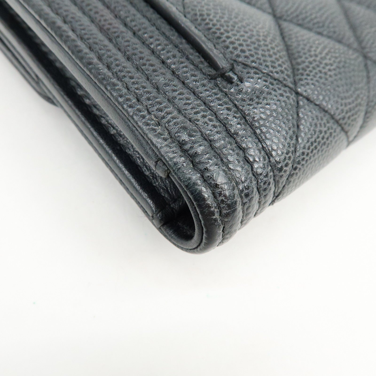 CHANEL Boy CHANEL Cavairskin Flap Compact Wallet Black A80734