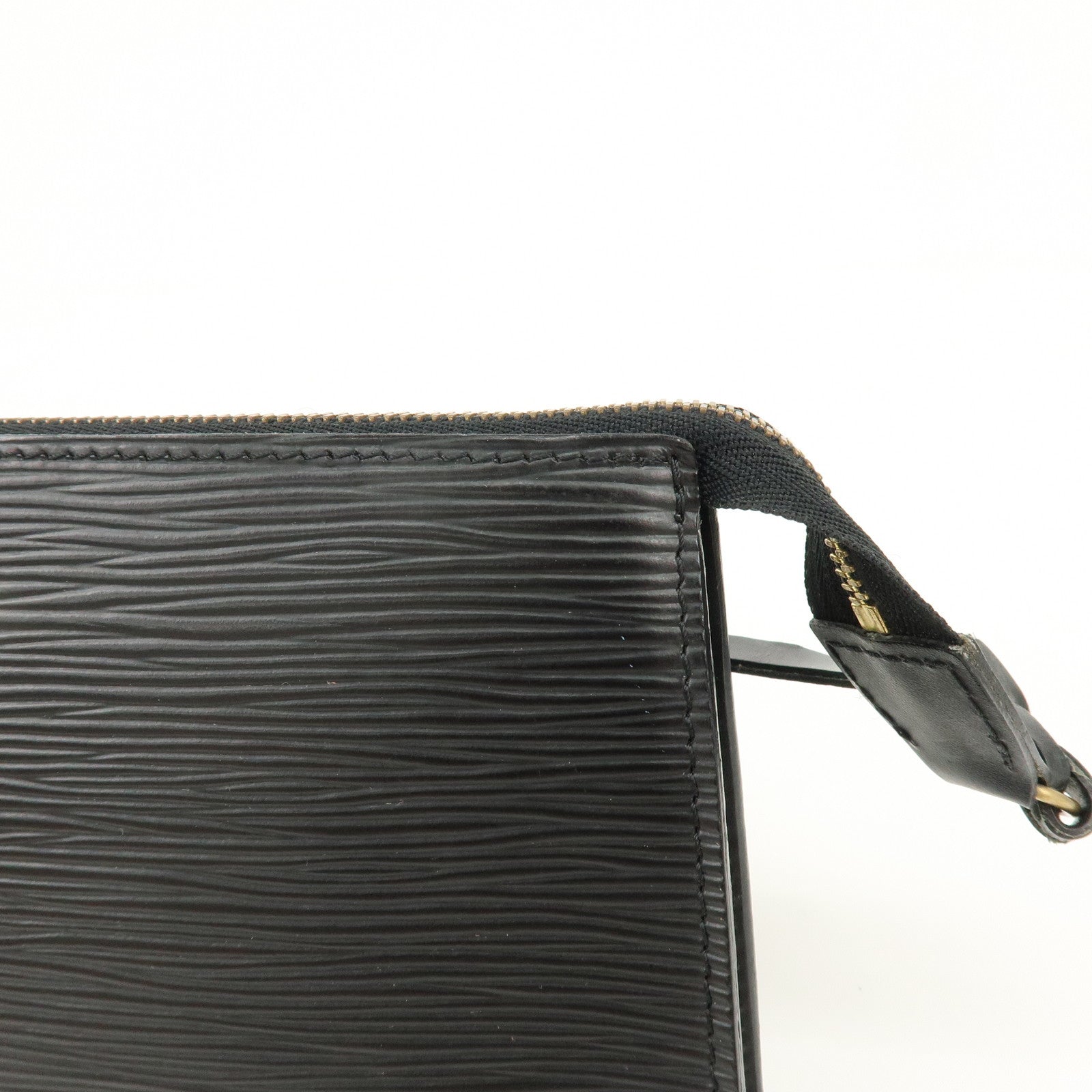 Louis Vuitton Epi Pochette Accessoires Clutch Bag Noir M52942