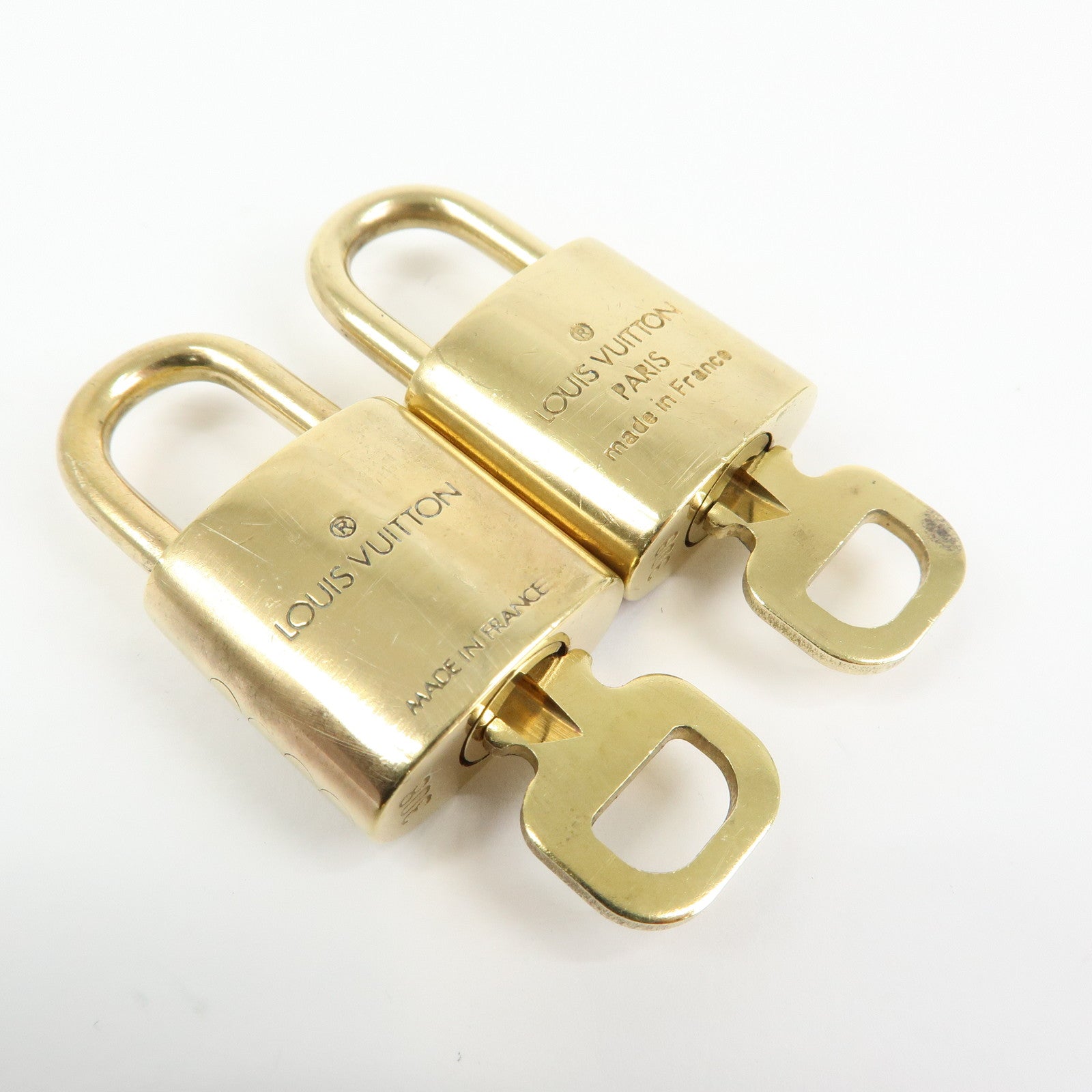 Louis Vuitton Set of 10 Lock & Key Cadena Key Lock Used