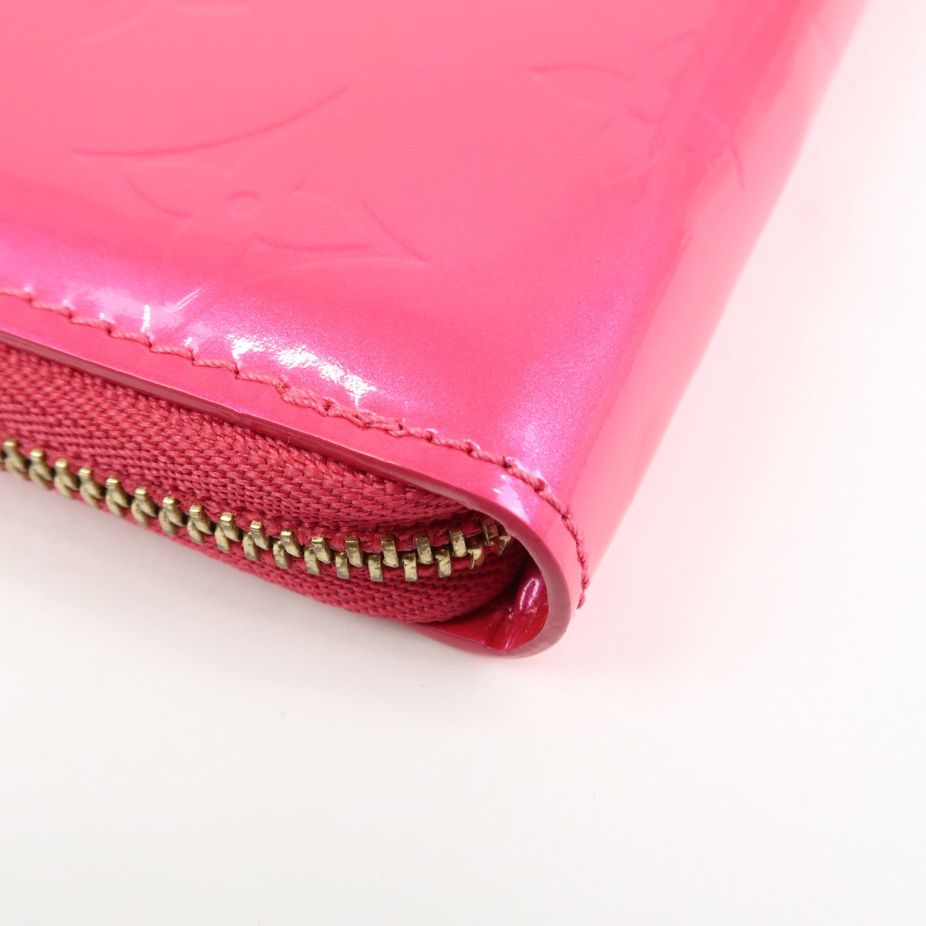 Louis Vuitton Monogram Vernis Bloom Zippy Wallet Pink M91238
