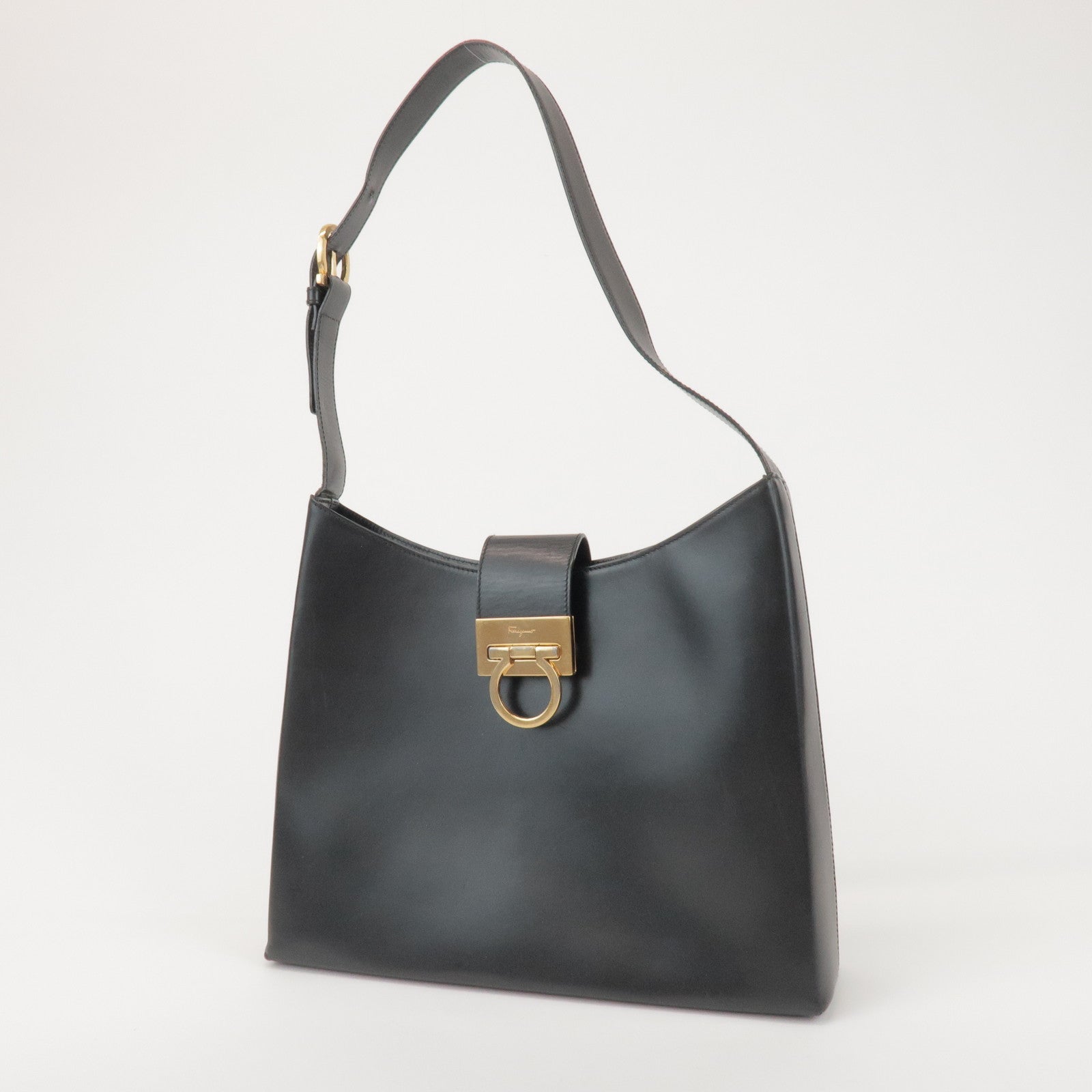 Ferragamo Gancini Calf Leather Shoulder Bag Hand Bag Black