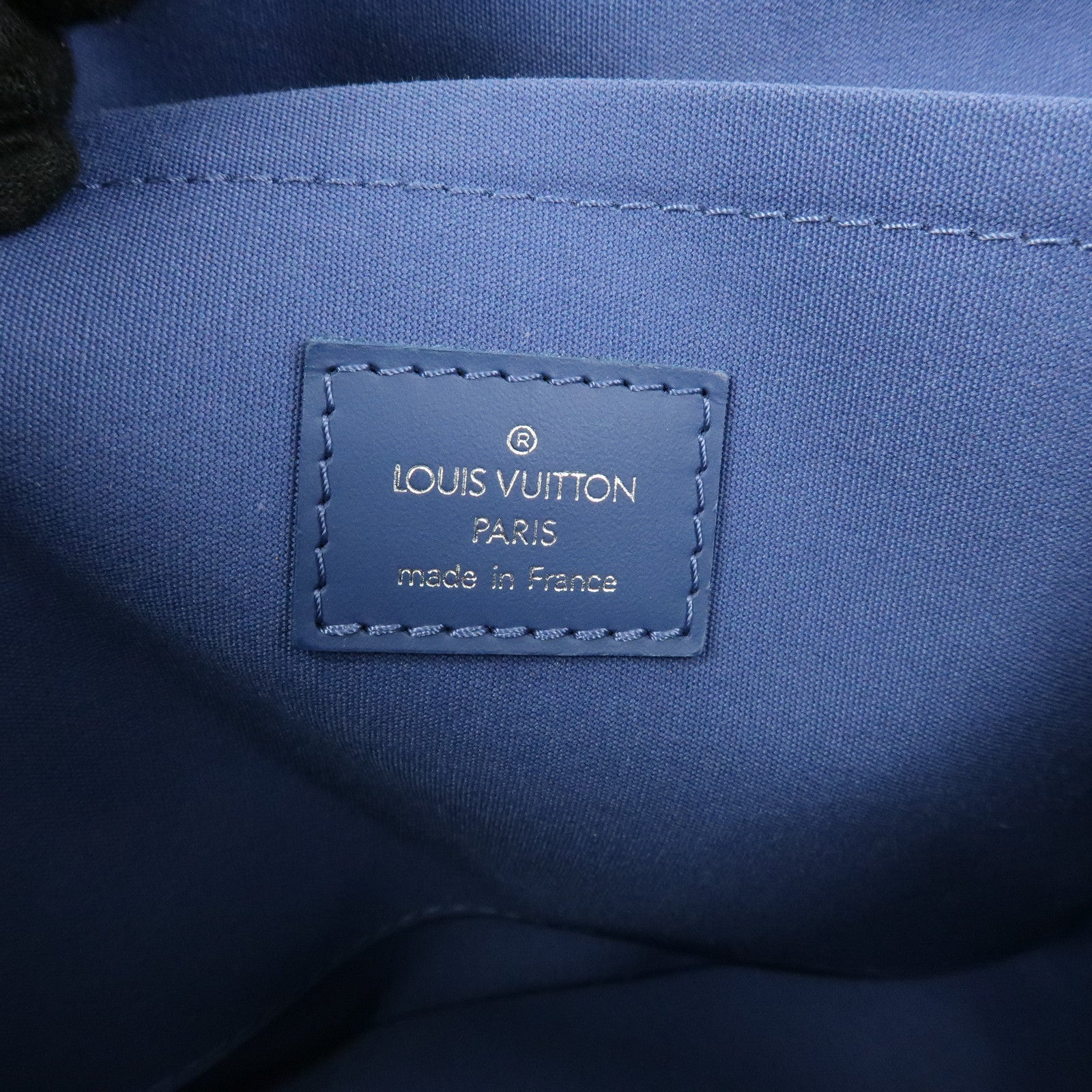 Louis Vuitton Epi Leather Segur MM Shoulder Bag Myrtille M5886G
