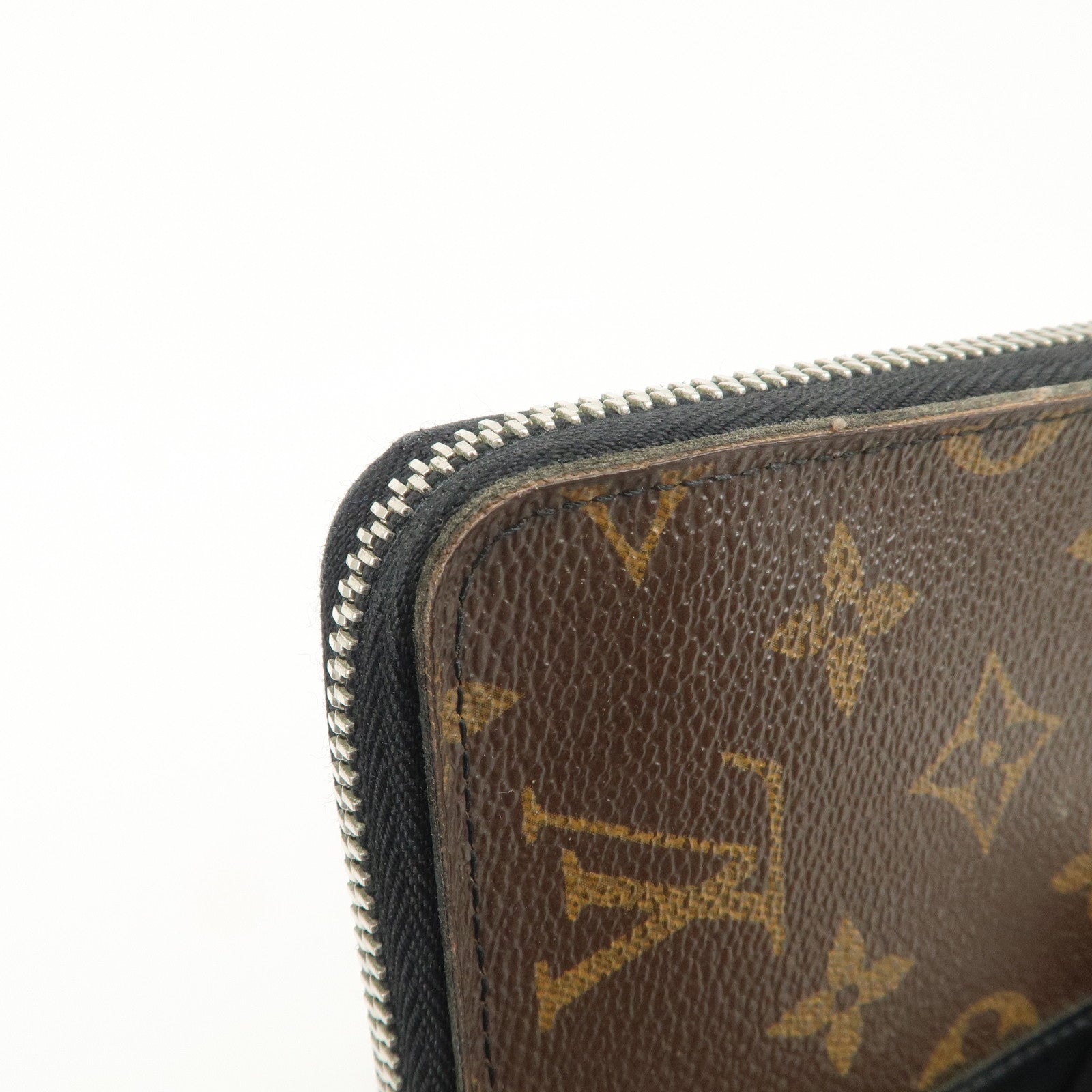 Louis Vuitton Monogram Macassar Zippy Wallet Vertical M60109