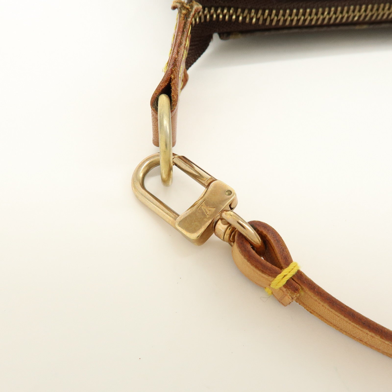 Louis Vuitton Monogram Pochette Accessoires Pouch Hand Bag M51980