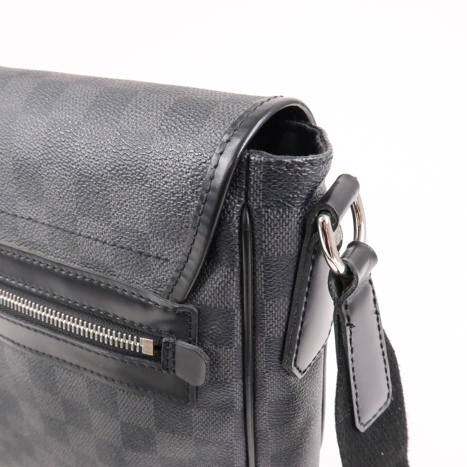 Louis Vuitton Damier Graphite Daniel MM Shoulder Bag N58029