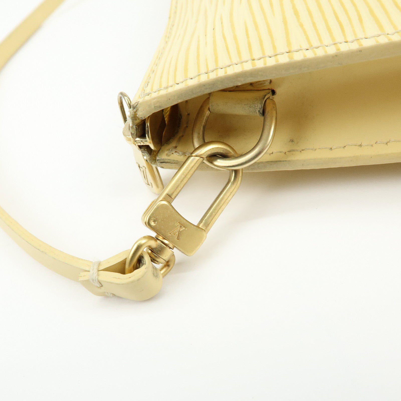 Louis Vuitton Epi Leather Pochette Accessoires Pouch Vanilla M5294A