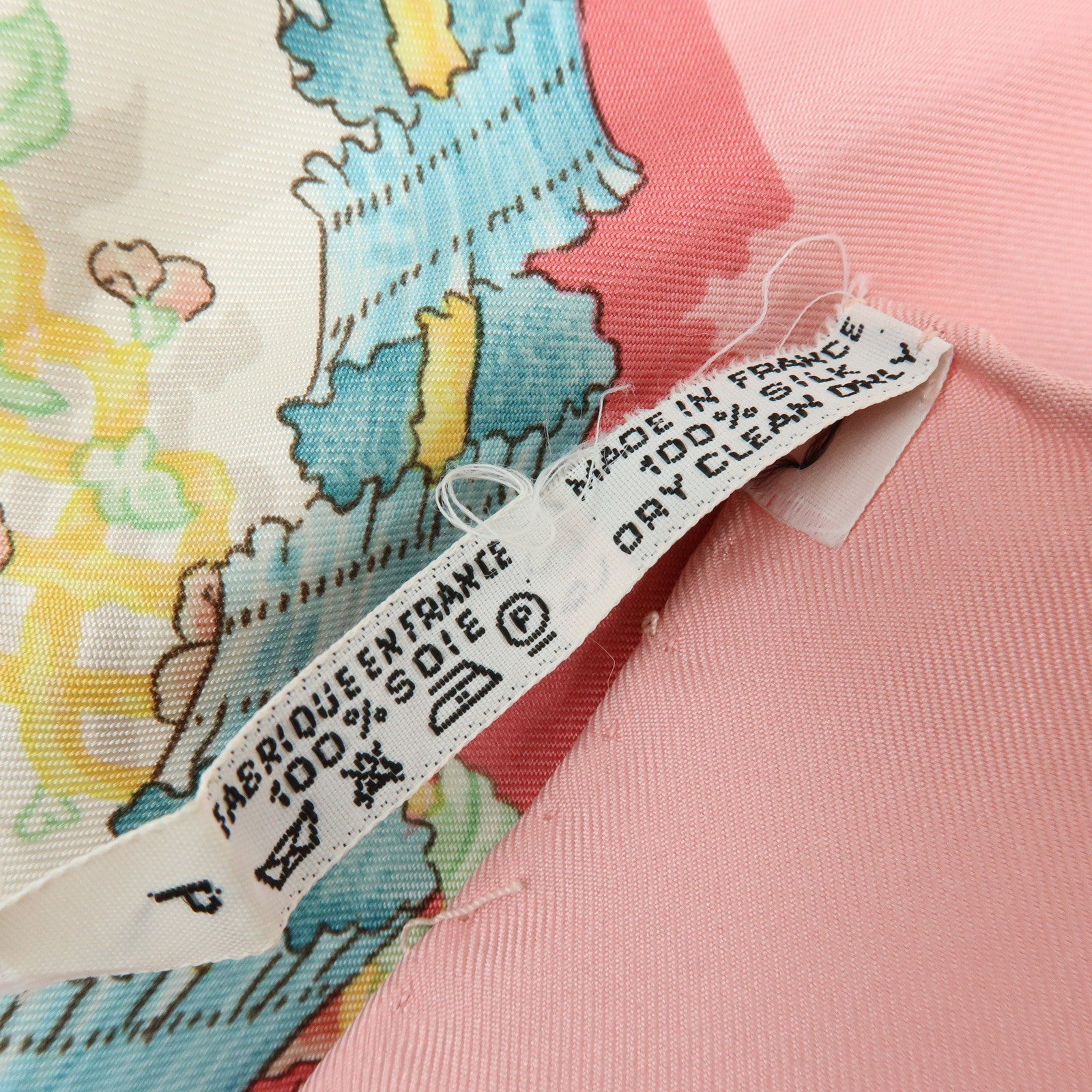HERMES Carre 90 Silk 100% Scarf Le Sacre du Printemps Pink White